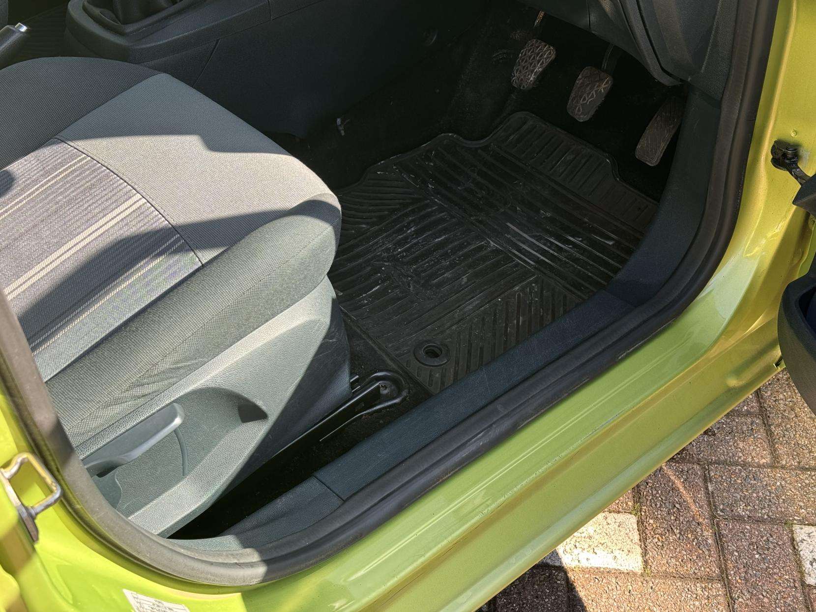 2009 FORD FIESTA 2009 FORD FIESTA