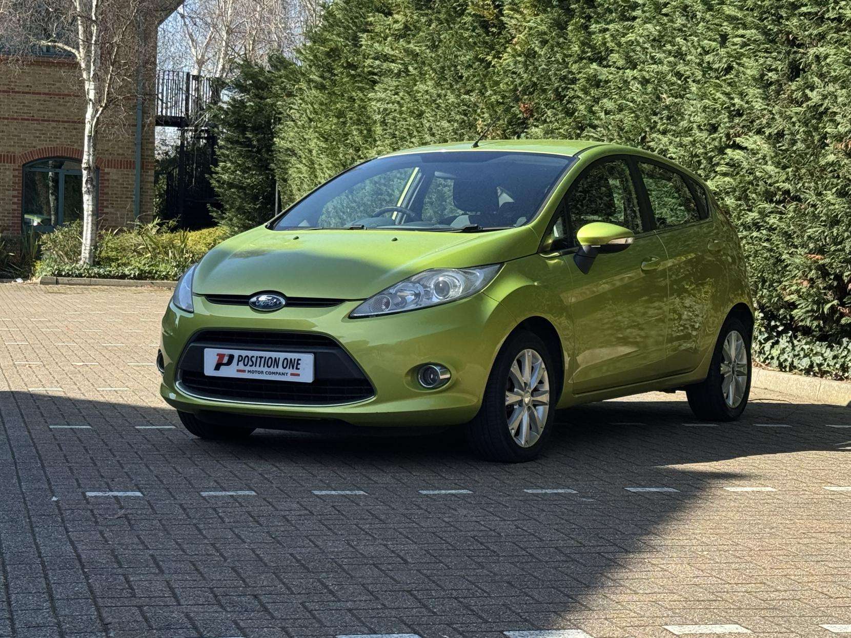 A 2009 FORD FIESTA ZETEC A 2009 FORD FIESTA ZETEC