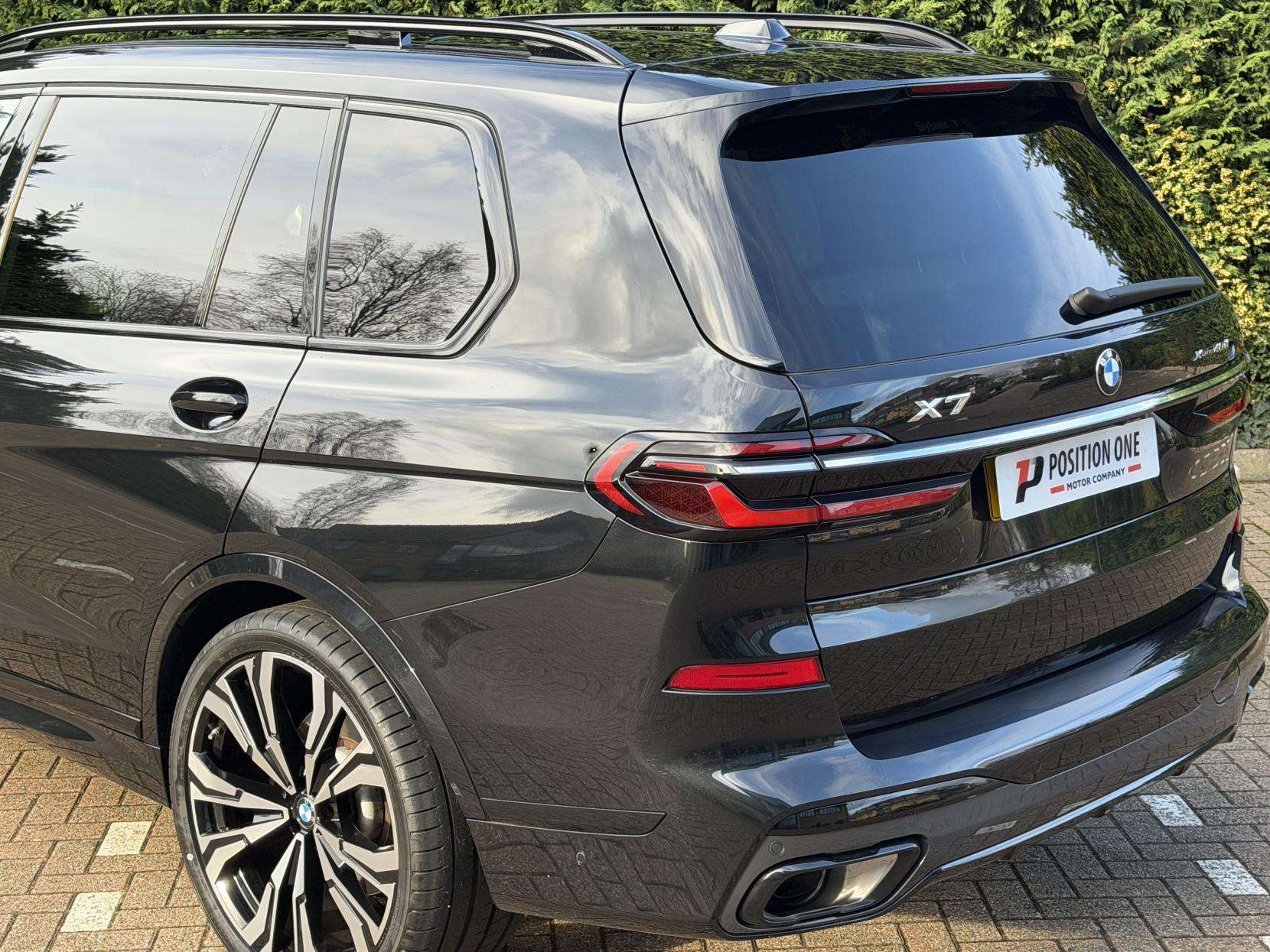 2023 BMW X7 2023 BMW X7