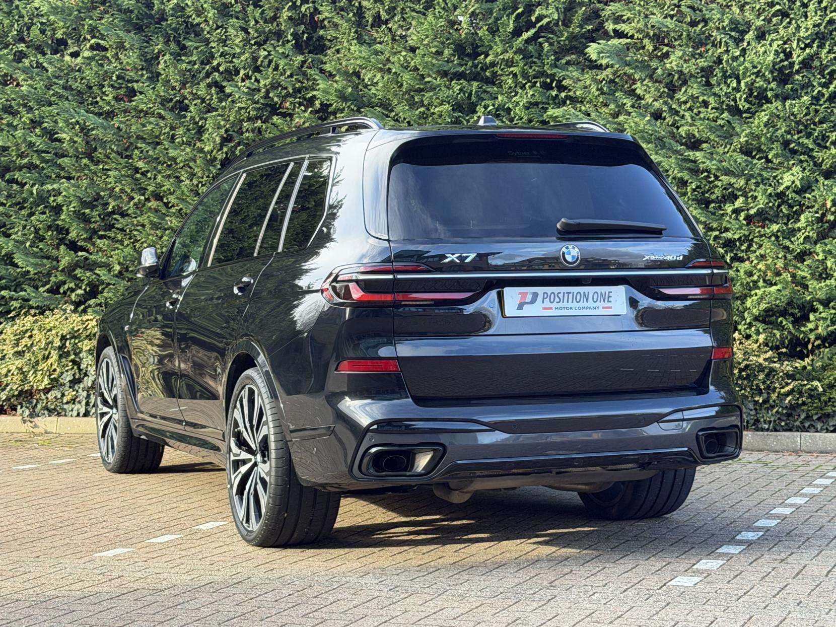 2023 BMW X7 2023 BMW X7