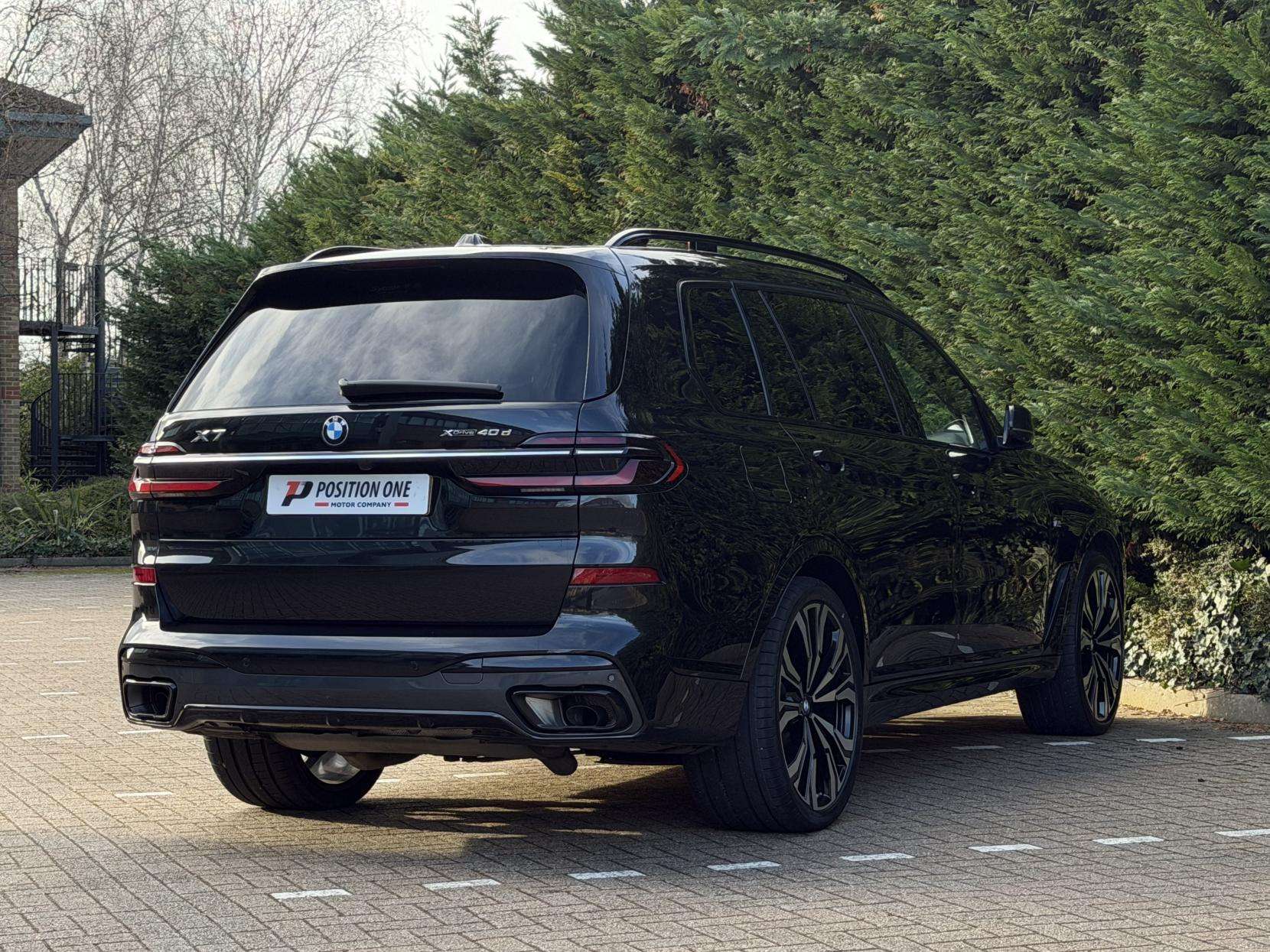 2023 BMW X7 2023 BMW X7