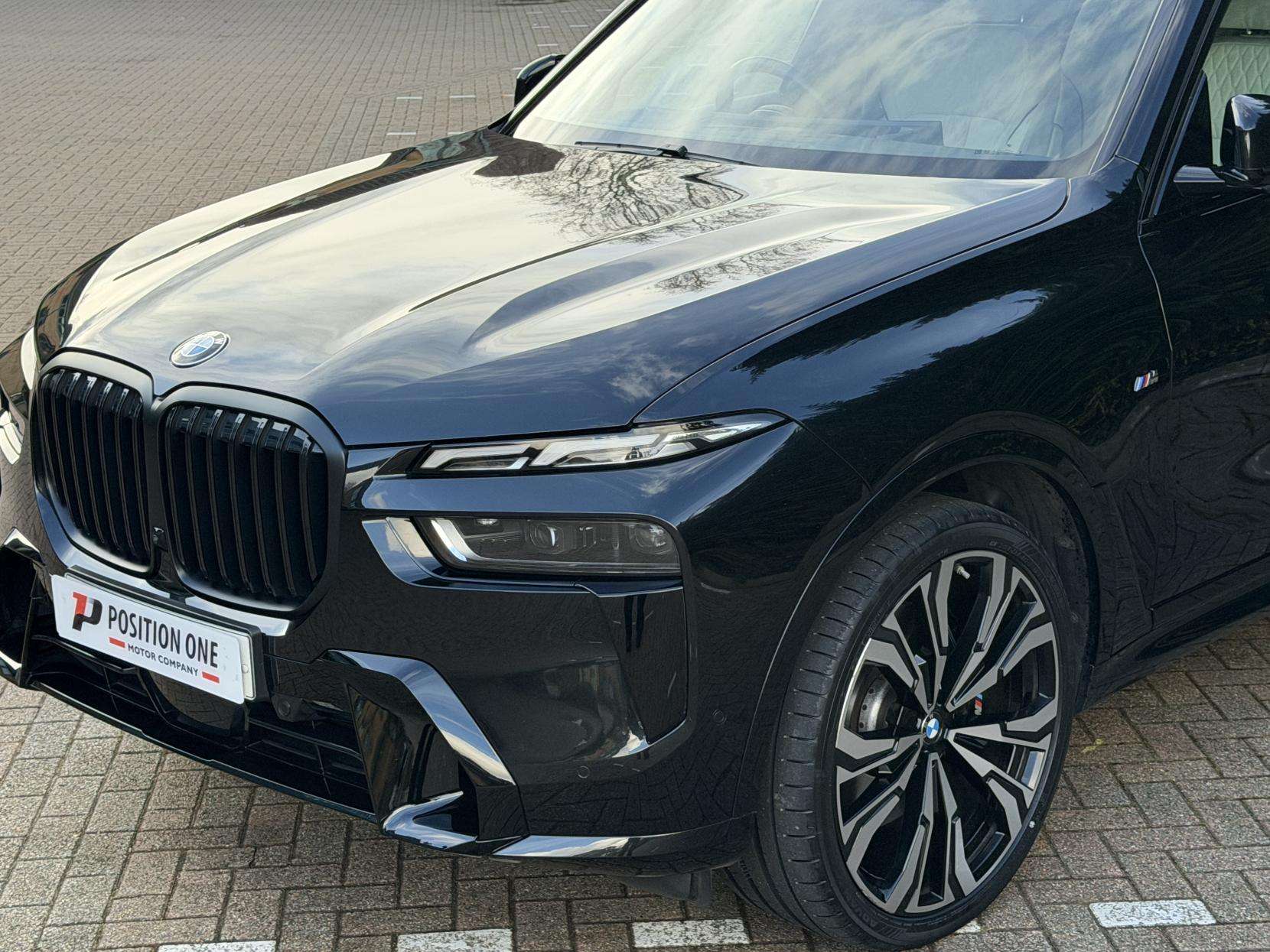 2023 BMW X7 2023 BMW X7