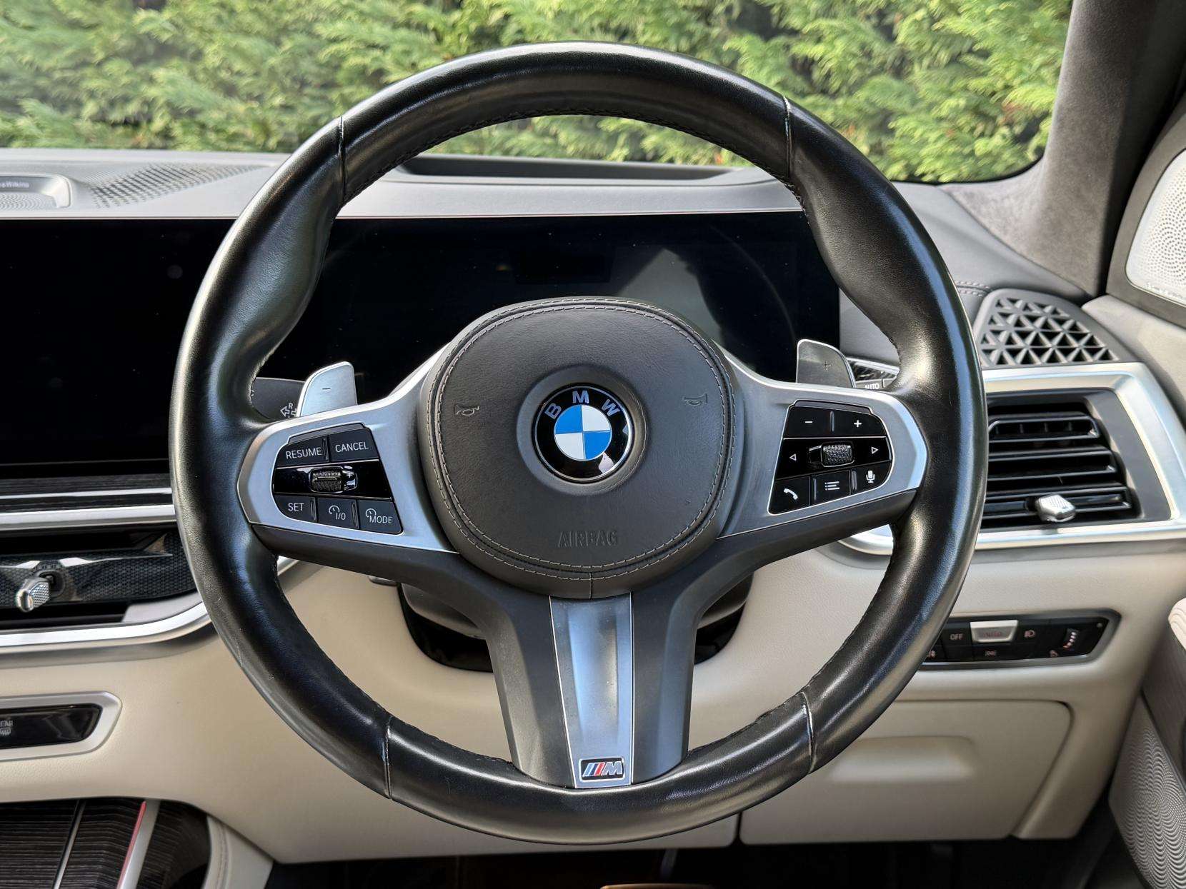 2023 BMW X7 2023 BMW X7