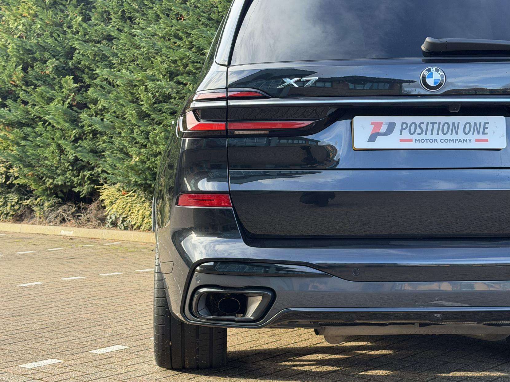 2023 BMW X7 2023 BMW X7