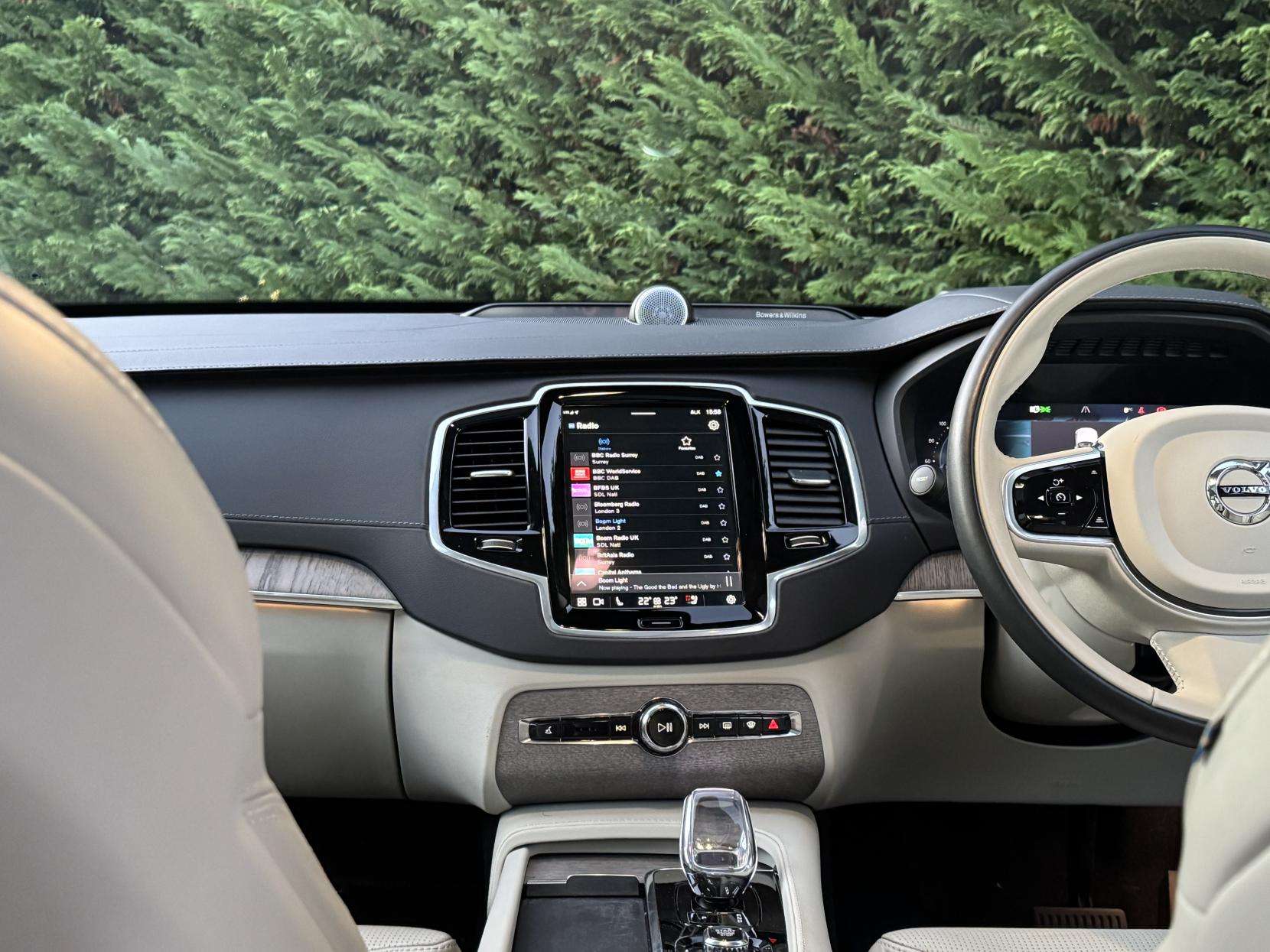 2023 VOLVO XC90 2023 VOLVO XC90