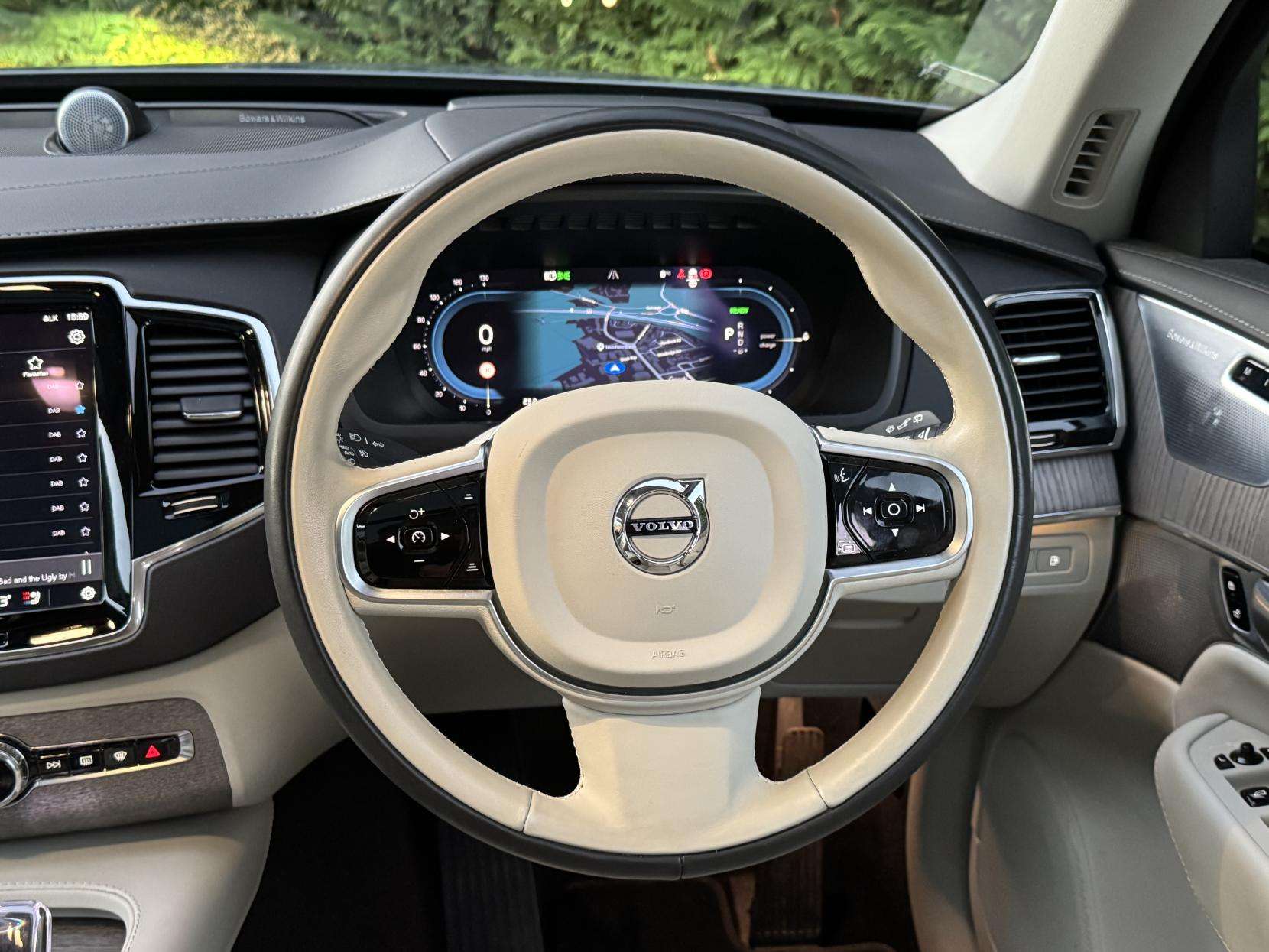 2023 VOLVO XC90 2023 VOLVO XC90