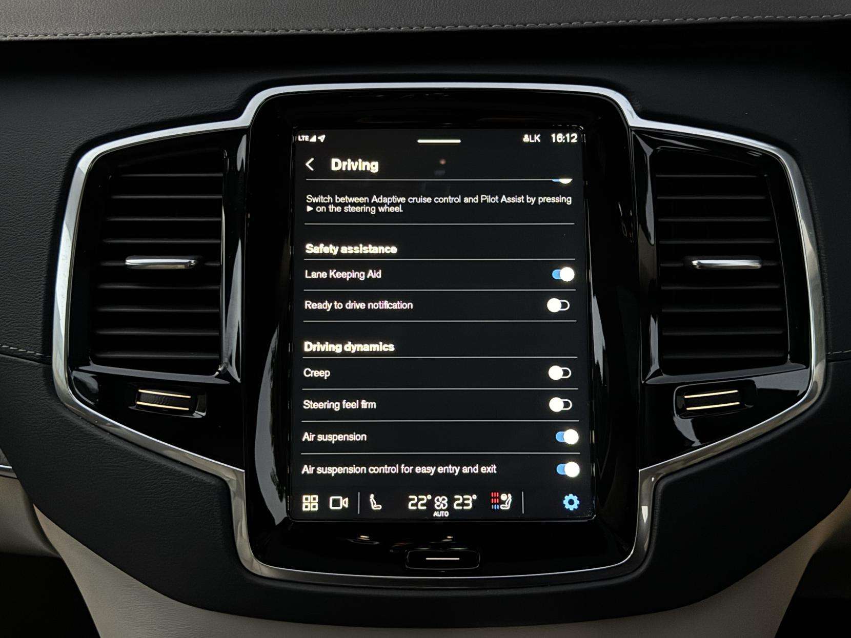 2023 VOLVO XC90 2023 VOLVO XC90