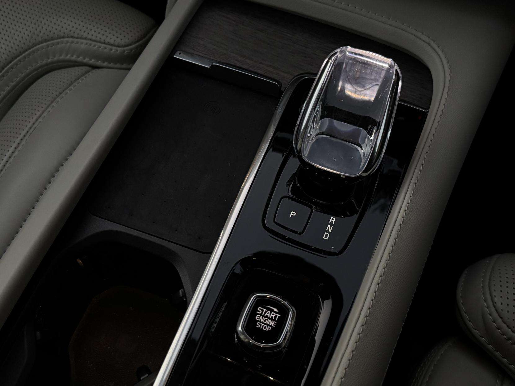 2023 VOLVO XC90 2023 VOLVO XC90