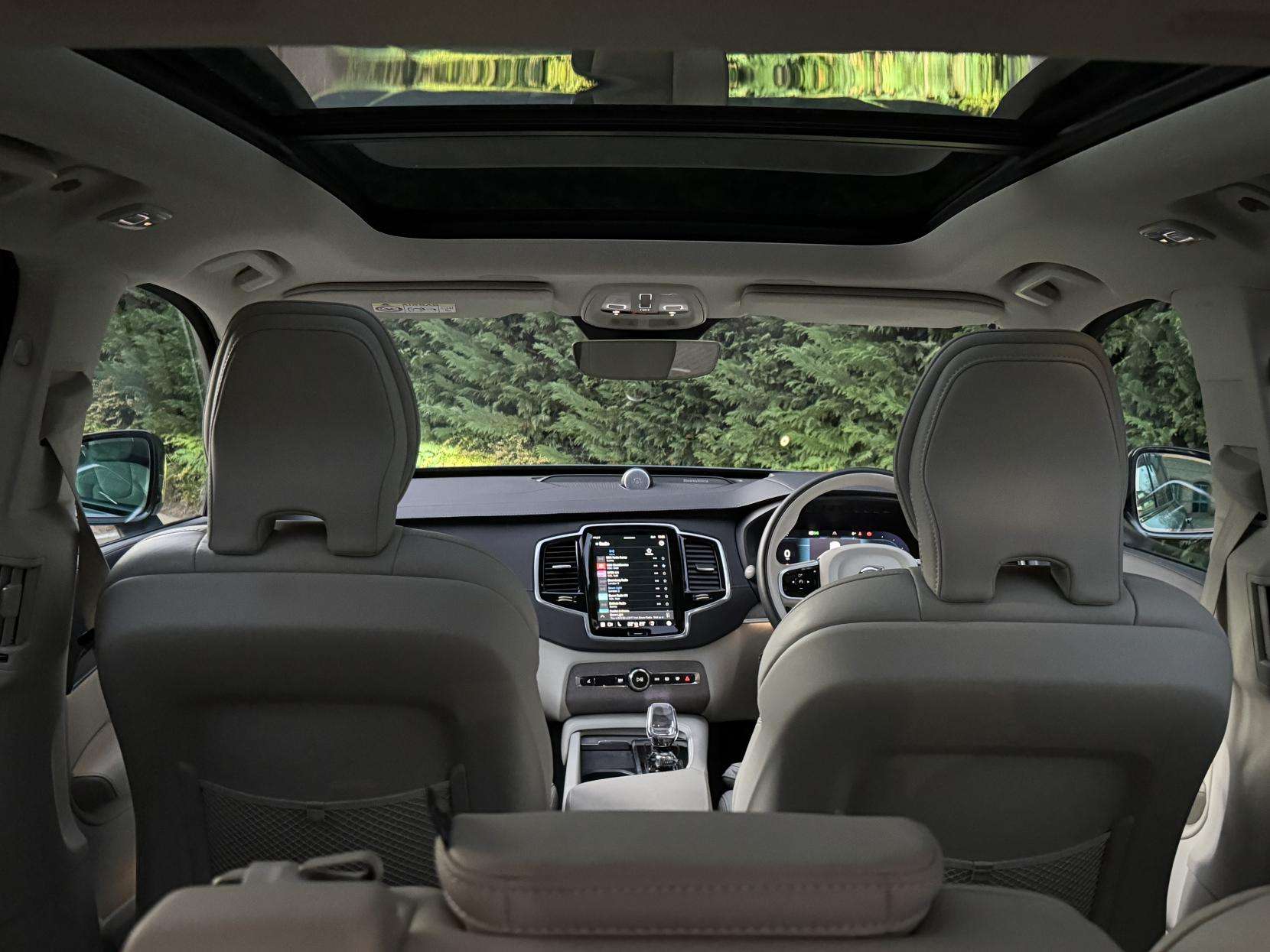 2023 VOLVO XC90 2023 VOLVO XC90