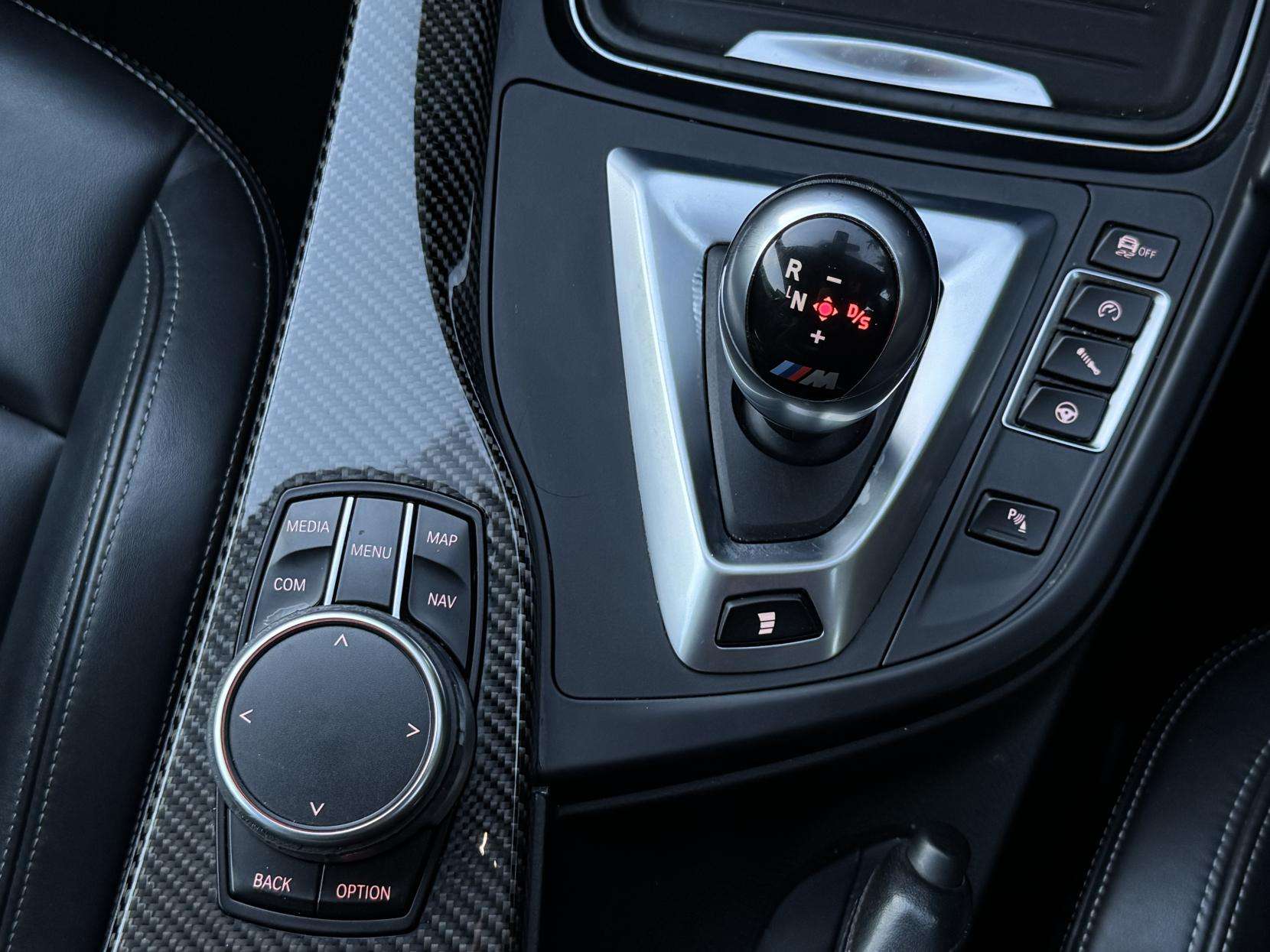 2018 BMW M4 2018 BMW M4