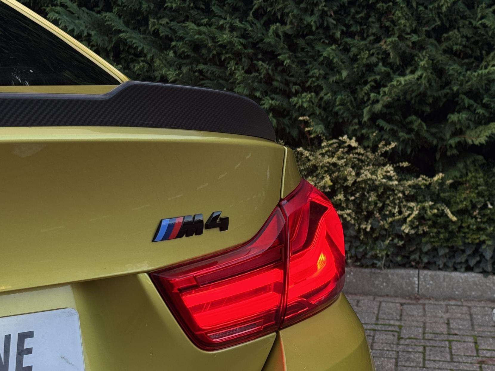 2018 BMW M4 2018 BMW M4