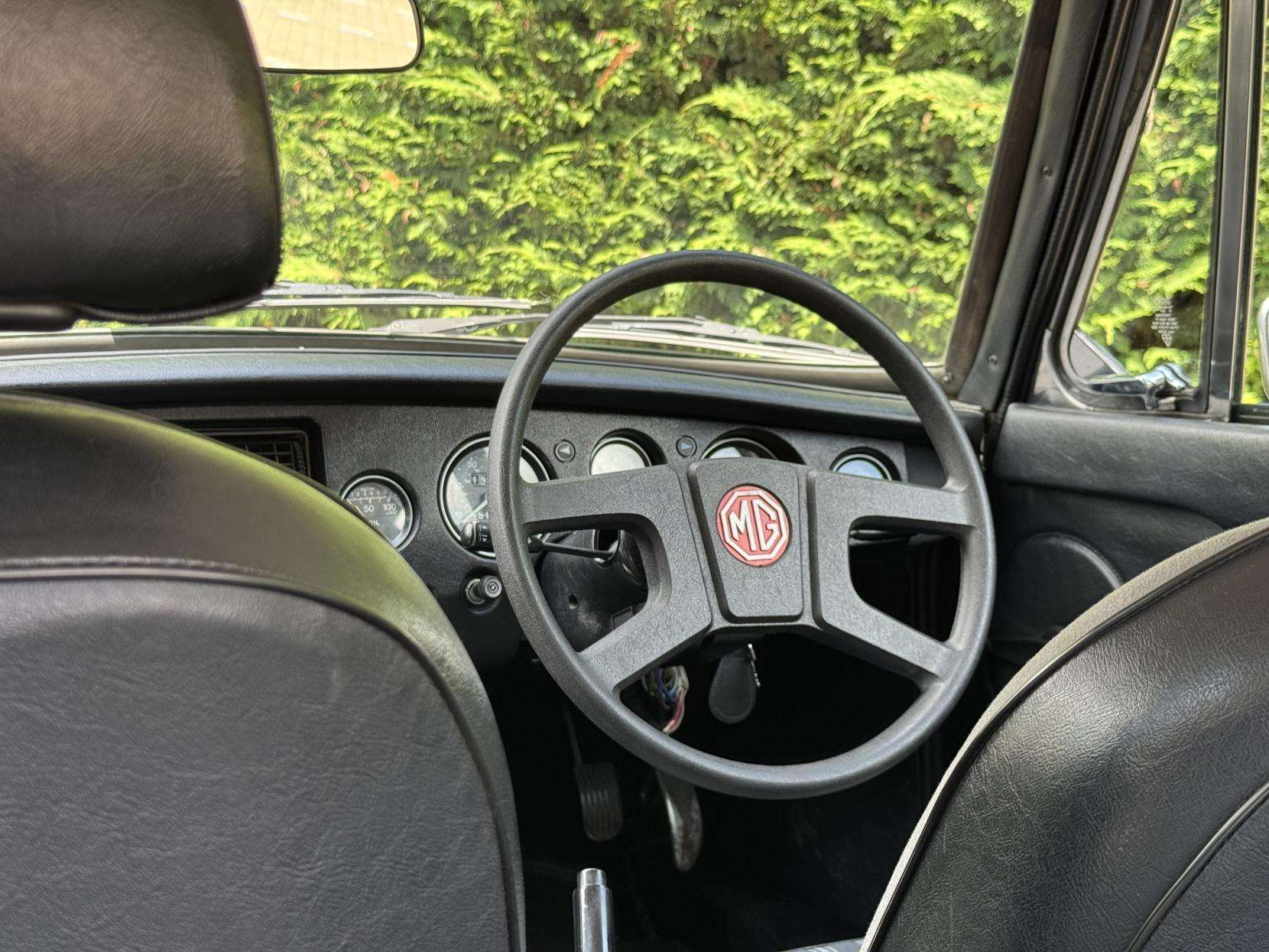 1981 MG MGB GT 1981 MG MGB GT