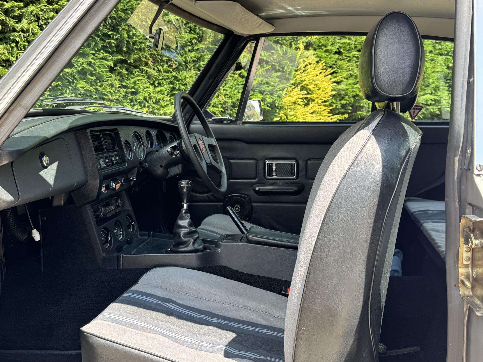 1981 MG MGB GT 1981 MG MGB GT