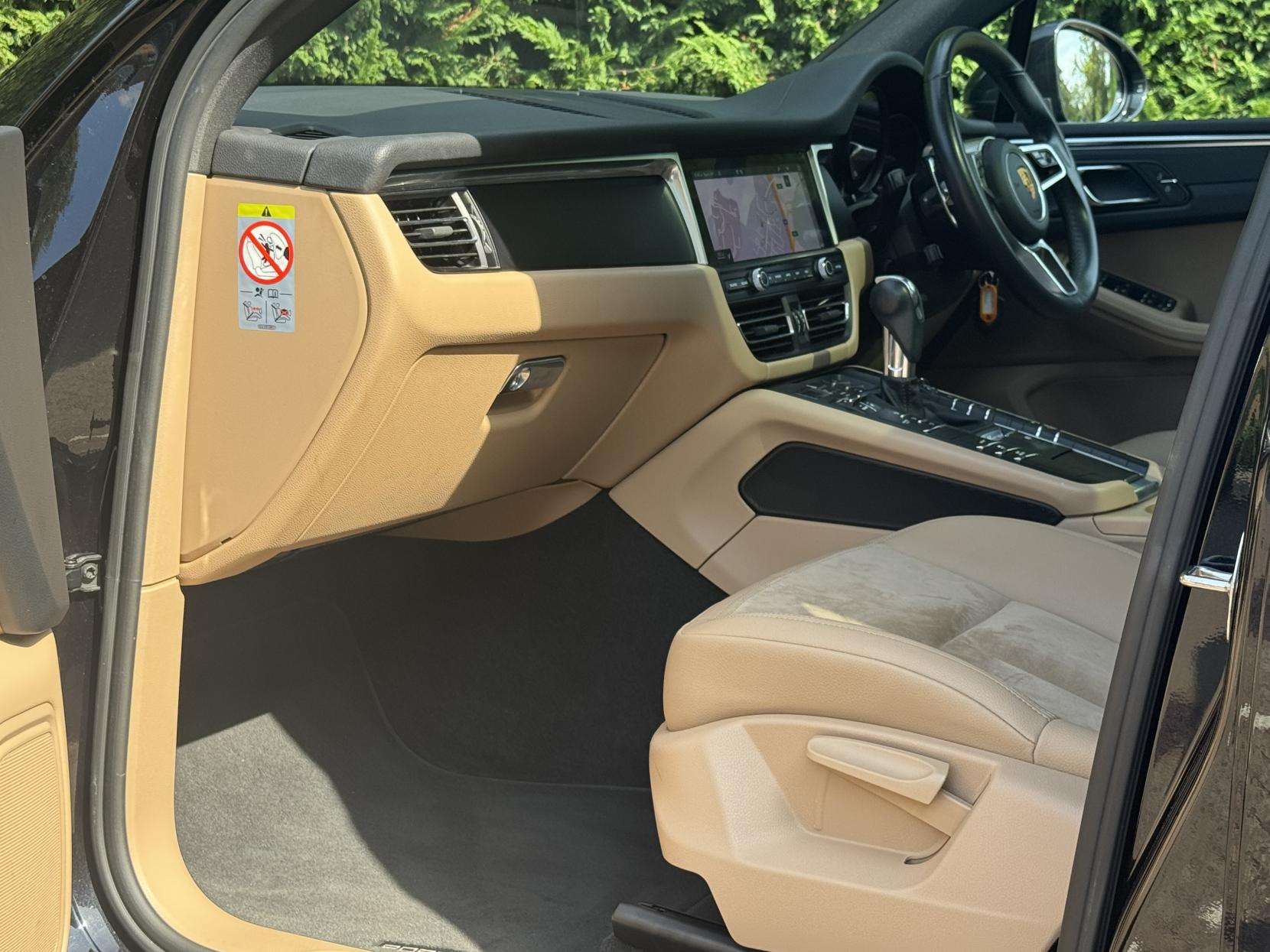 2020 PORSCHE MACAN 2020 PORSCHE MACAN