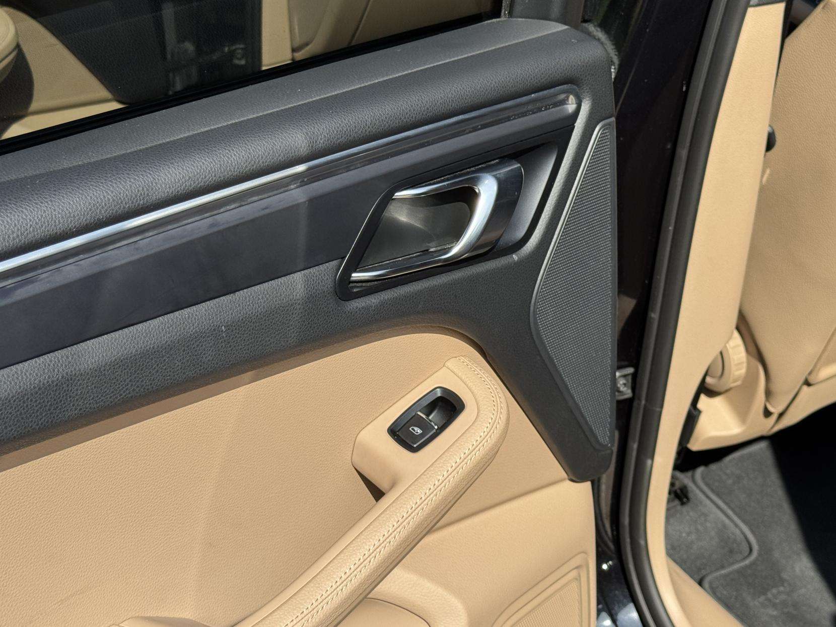 2020 PORSCHE MACAN 2020 PORSCHE MACAN