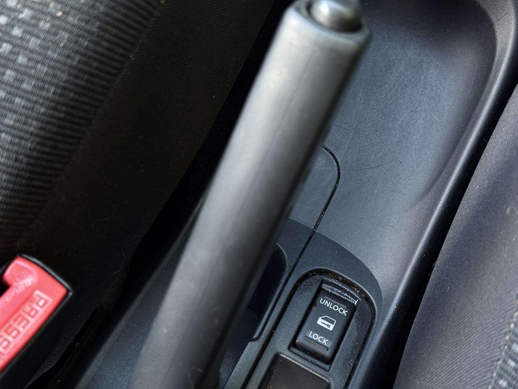 2010 NISSAN MICRA 2010 NISSAN MICRA