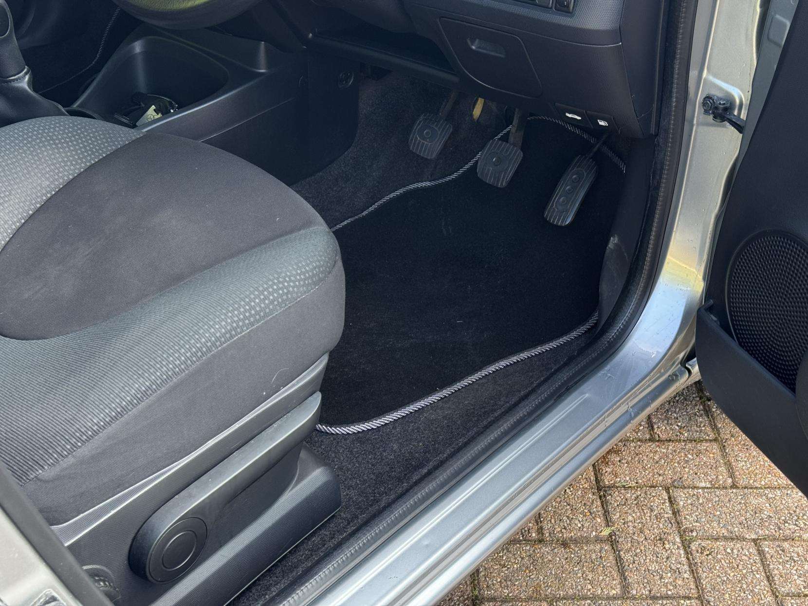 2010 NISSAN MICRA 2010 NISSAN MICRA