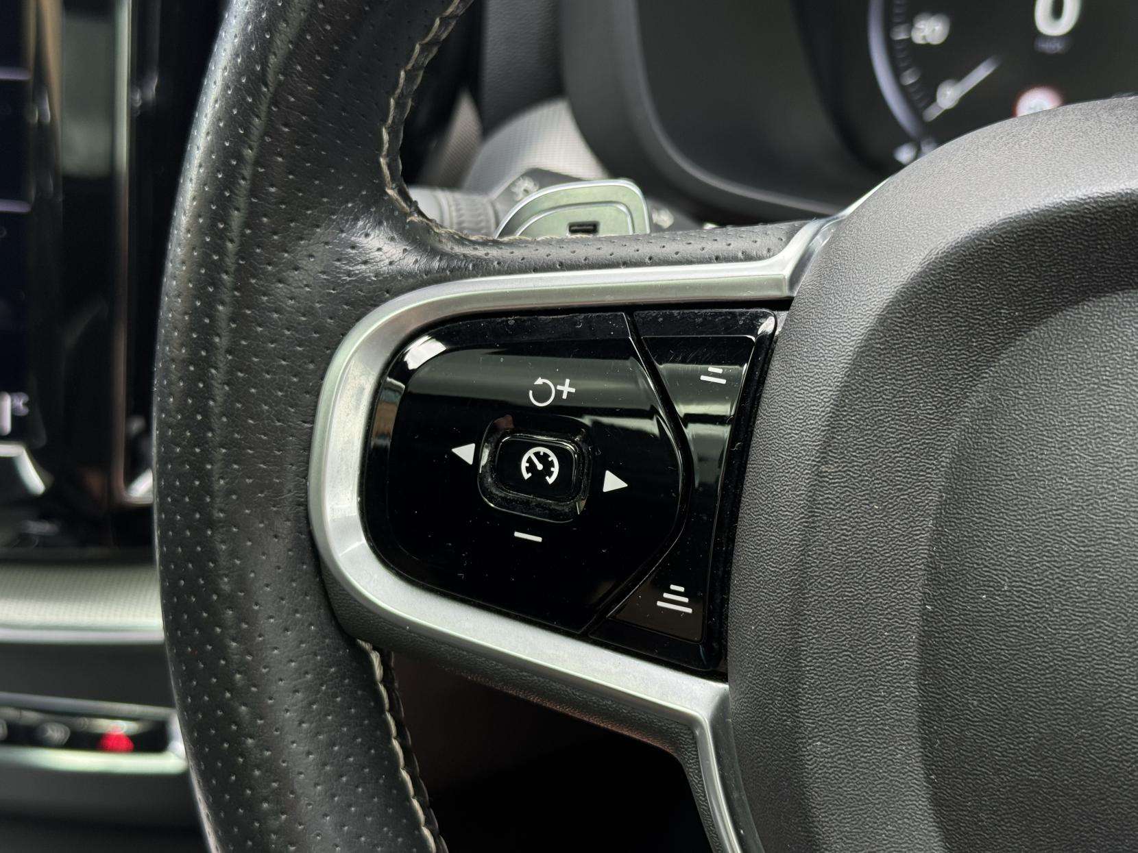 2018 VOLVO XC60 2018 VOLVO XC60
