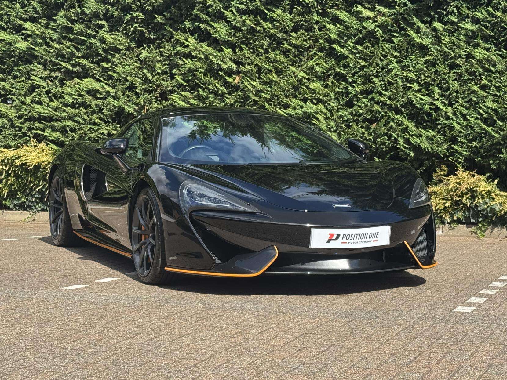 A 2018 MCLAREN 570S 3.8T V8 Spider 2dr Petrol SSG Euro 6 (s/s) (570 ps) A 2018 MCLAREN 570S 3.8T V8 Spider 2dr Petrol SSG Euro 6 (s/s) (570 ps)