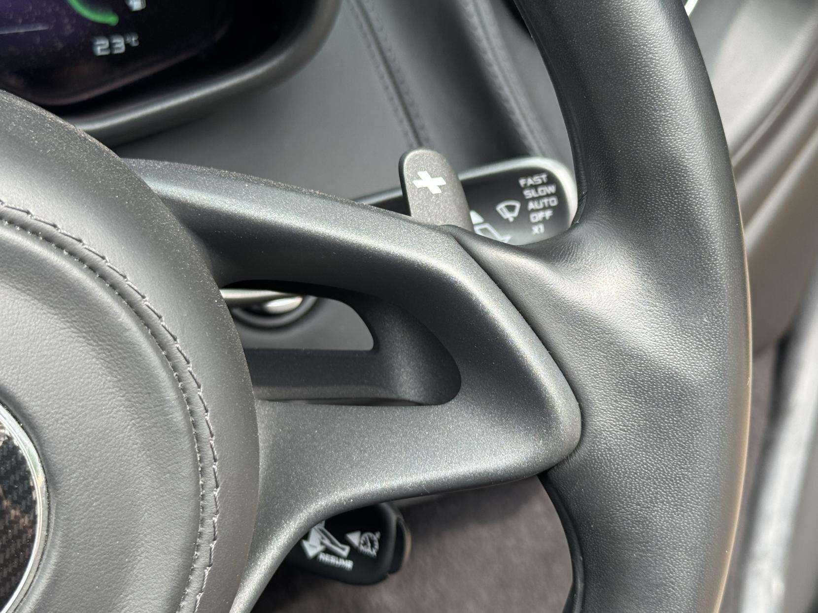 2018 MCLAREN 570S 2018 MCLAREN 570S