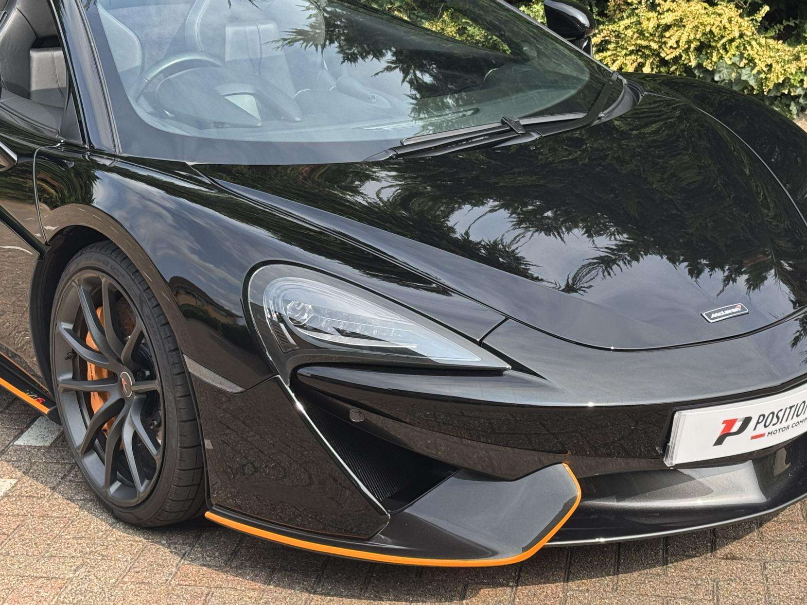 2018 MCLAREN 570S 2018 MCLAREN 570S