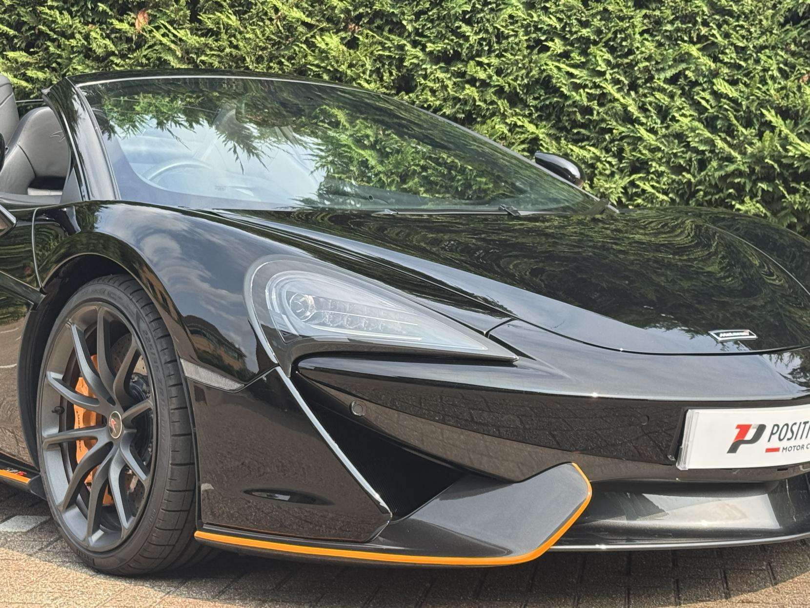2018 MCLAREN 570S 2018 MCLAREN 570S