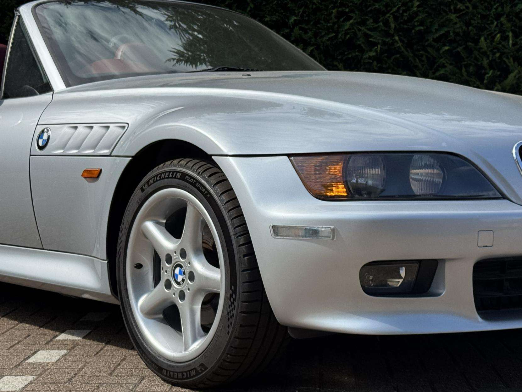 1998 BMW Z3 1998 BMW Z3