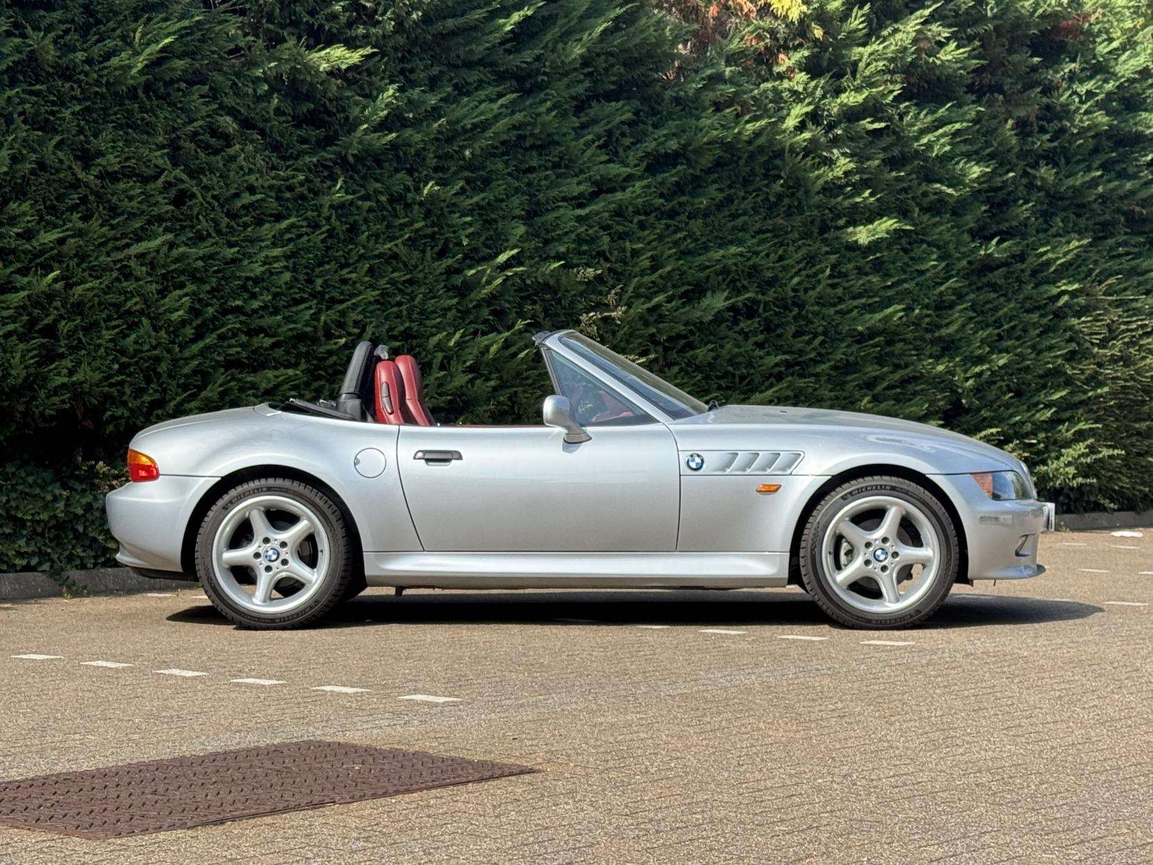 1998 BMW Z3 1998 BMW Z3