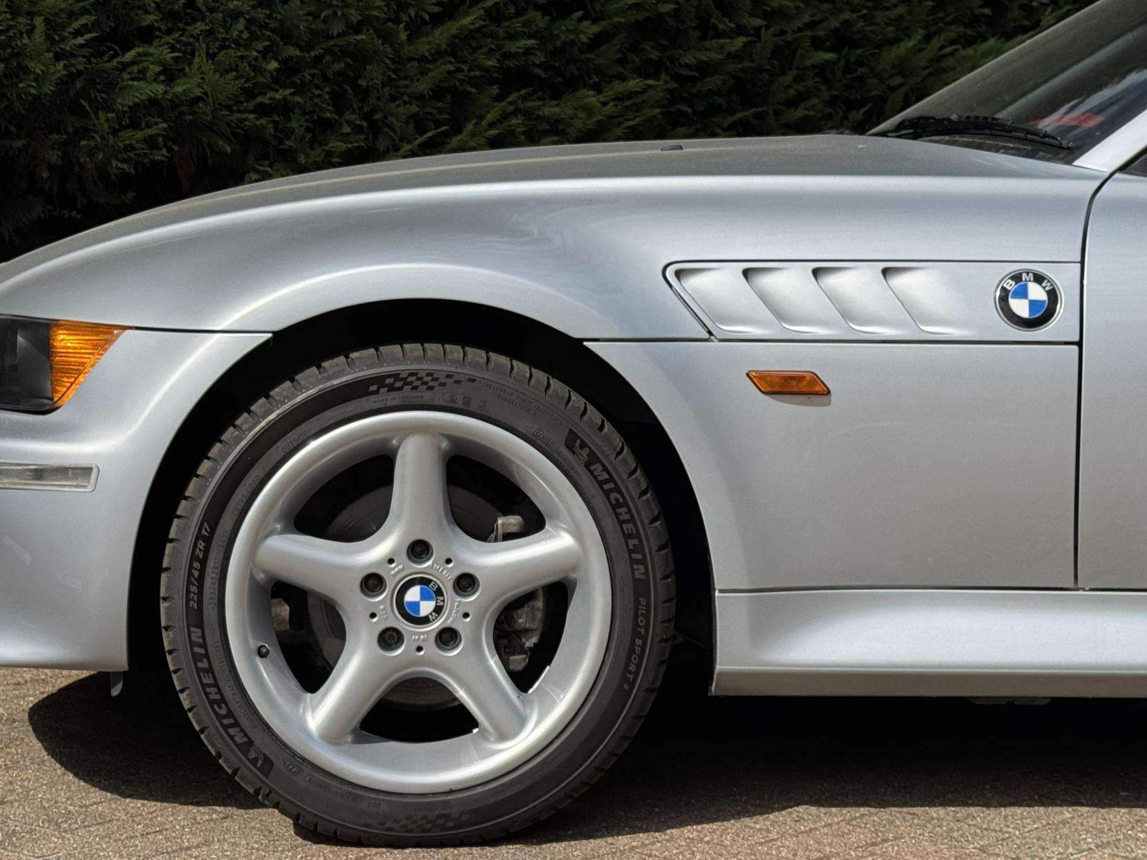 1998 BMW Z3 1998 BMW Z3