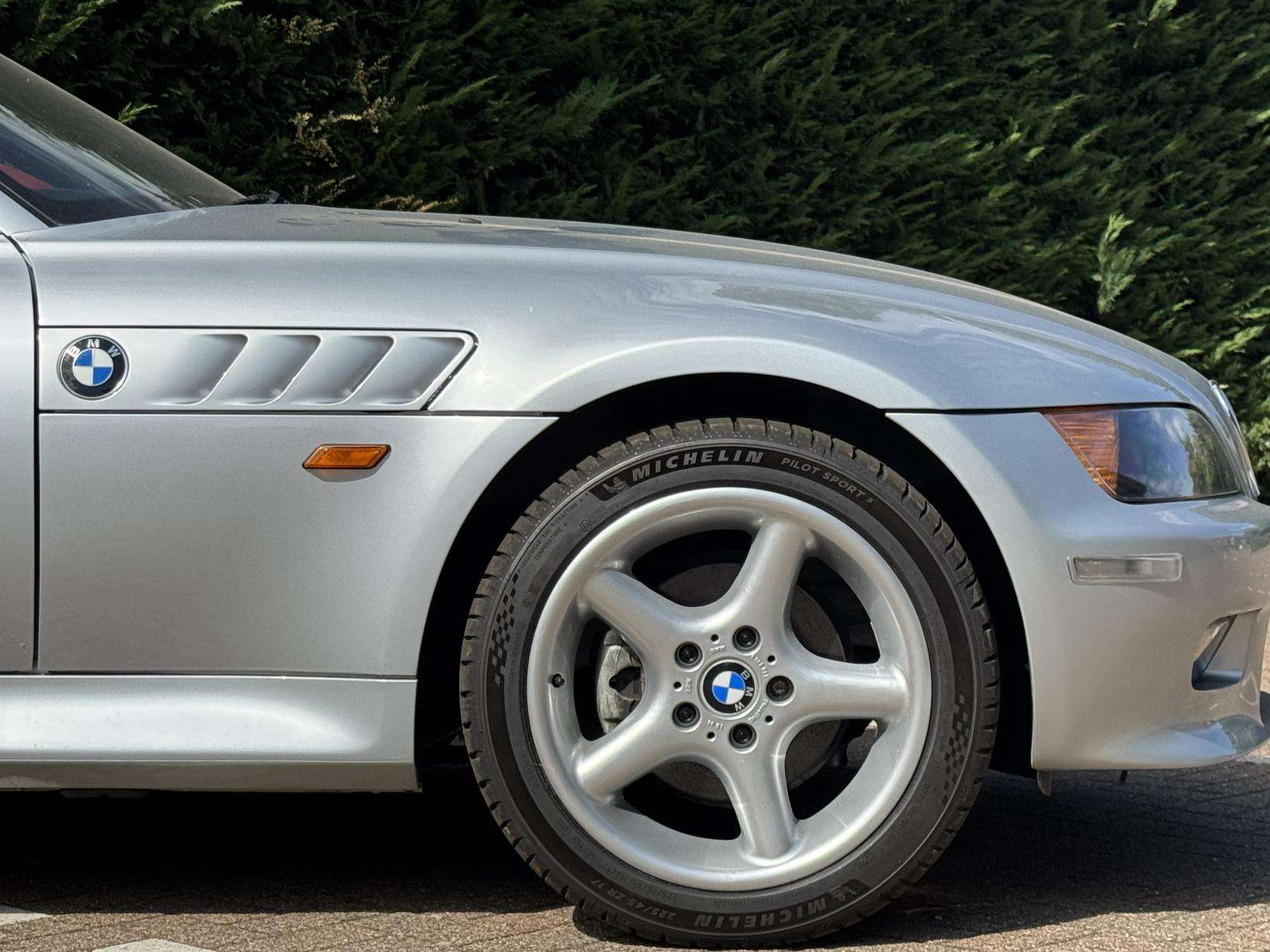 1998 BMW Z3 1998 BMW Z3
