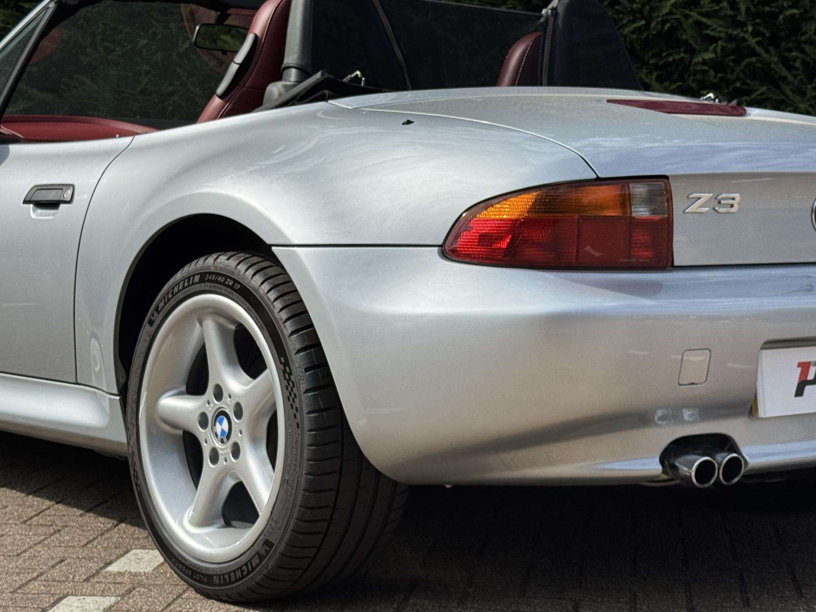 1998 BMW Z3 1998 BMW Z3