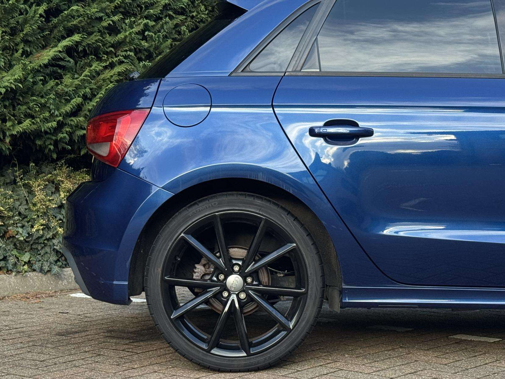 2014 AUDI A1 2014 AUDI A1