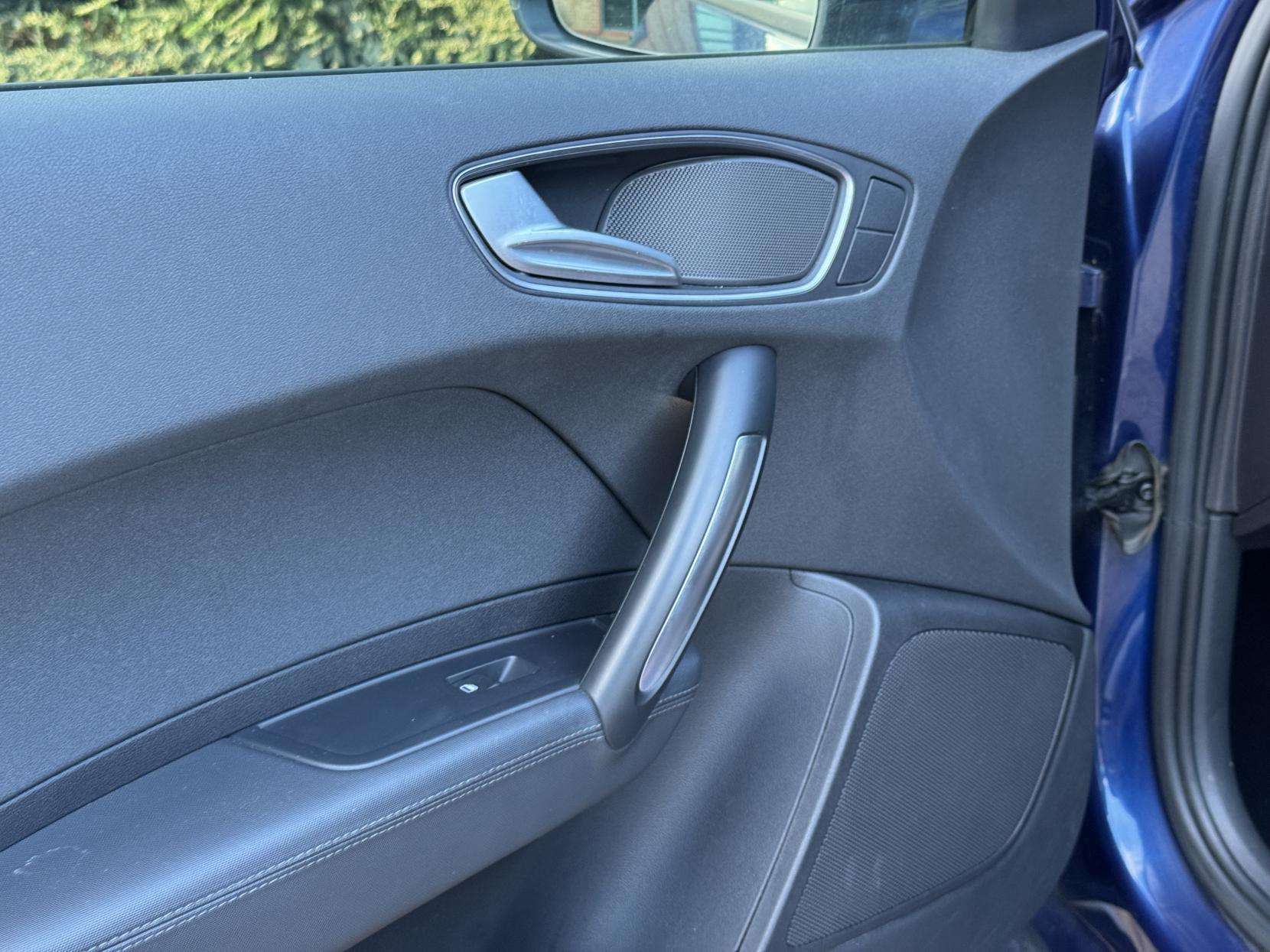 2014 AUDI A1 2014 AUDI A1