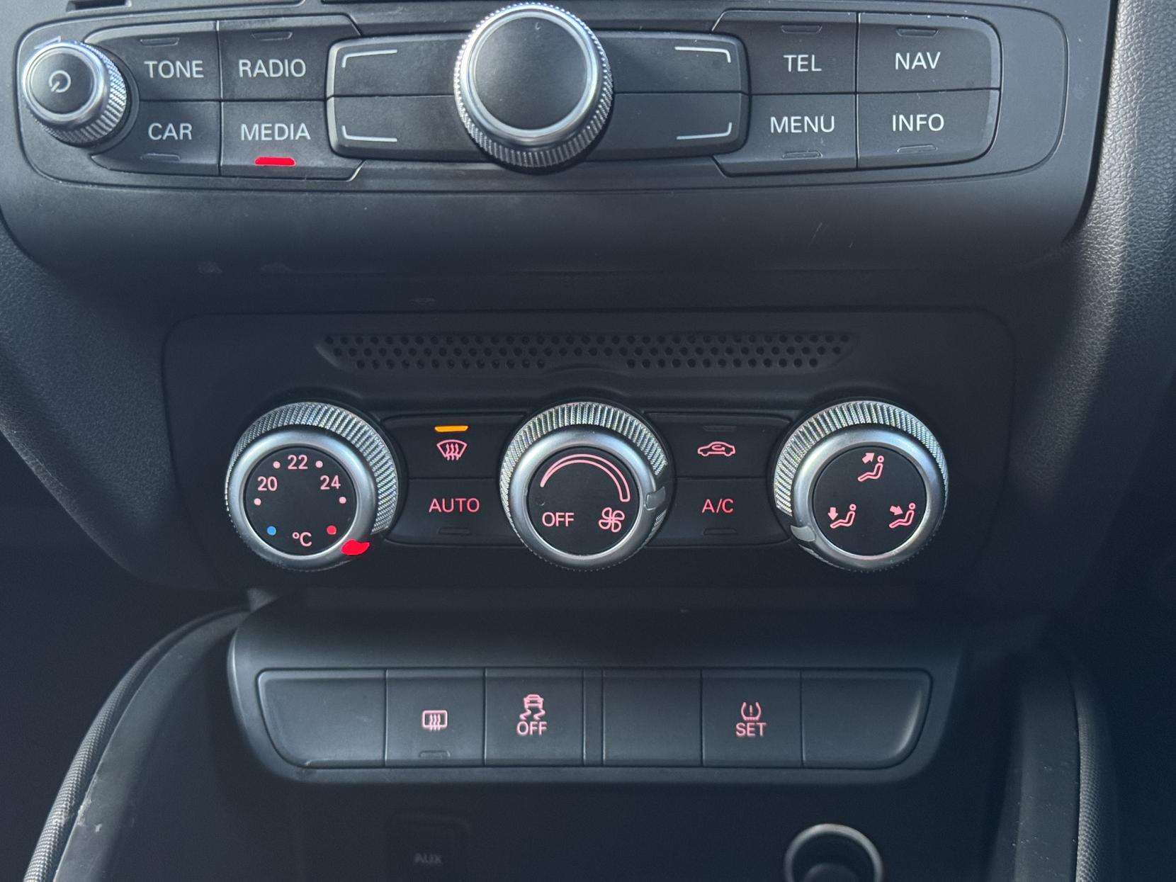 2014 AUDI A1 2014 AUDI A1