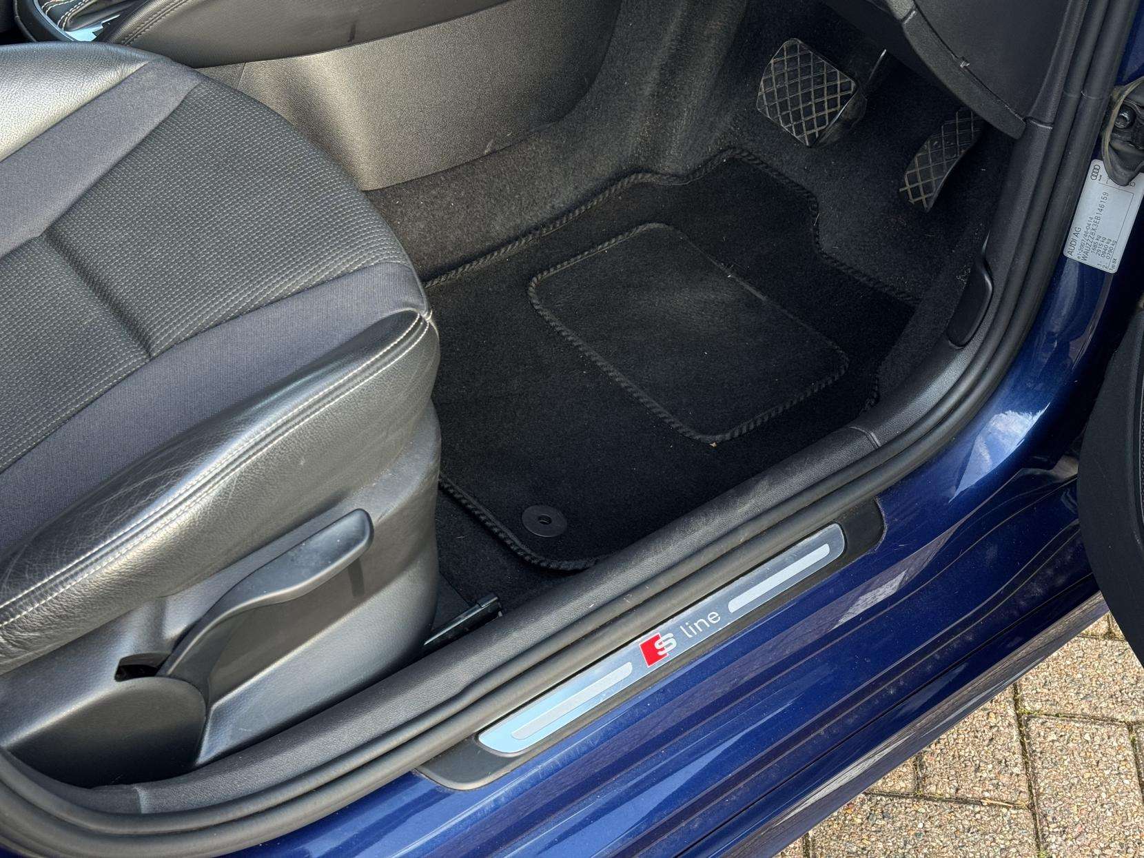 2014 AUDI A1 2014 AUDI A1