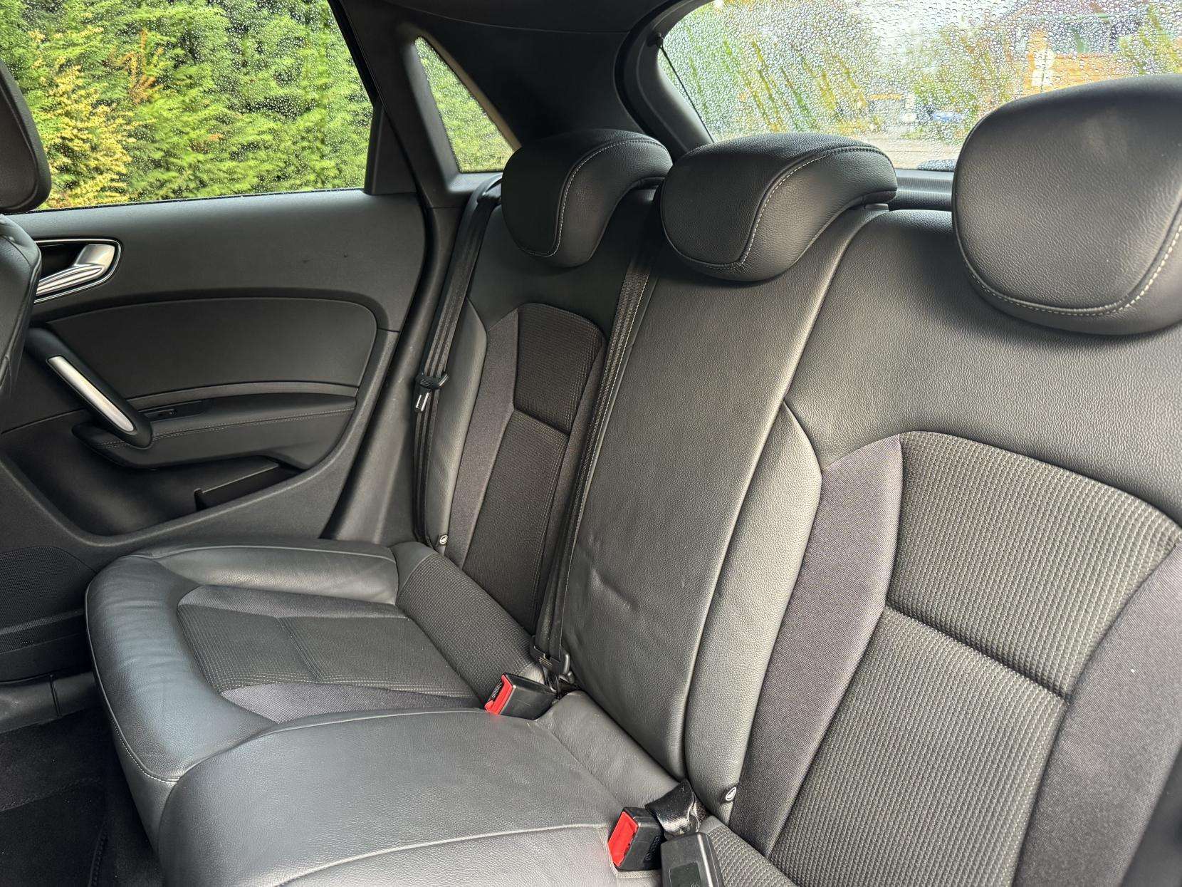 2014 AUDI A1 2014 AUDI A1