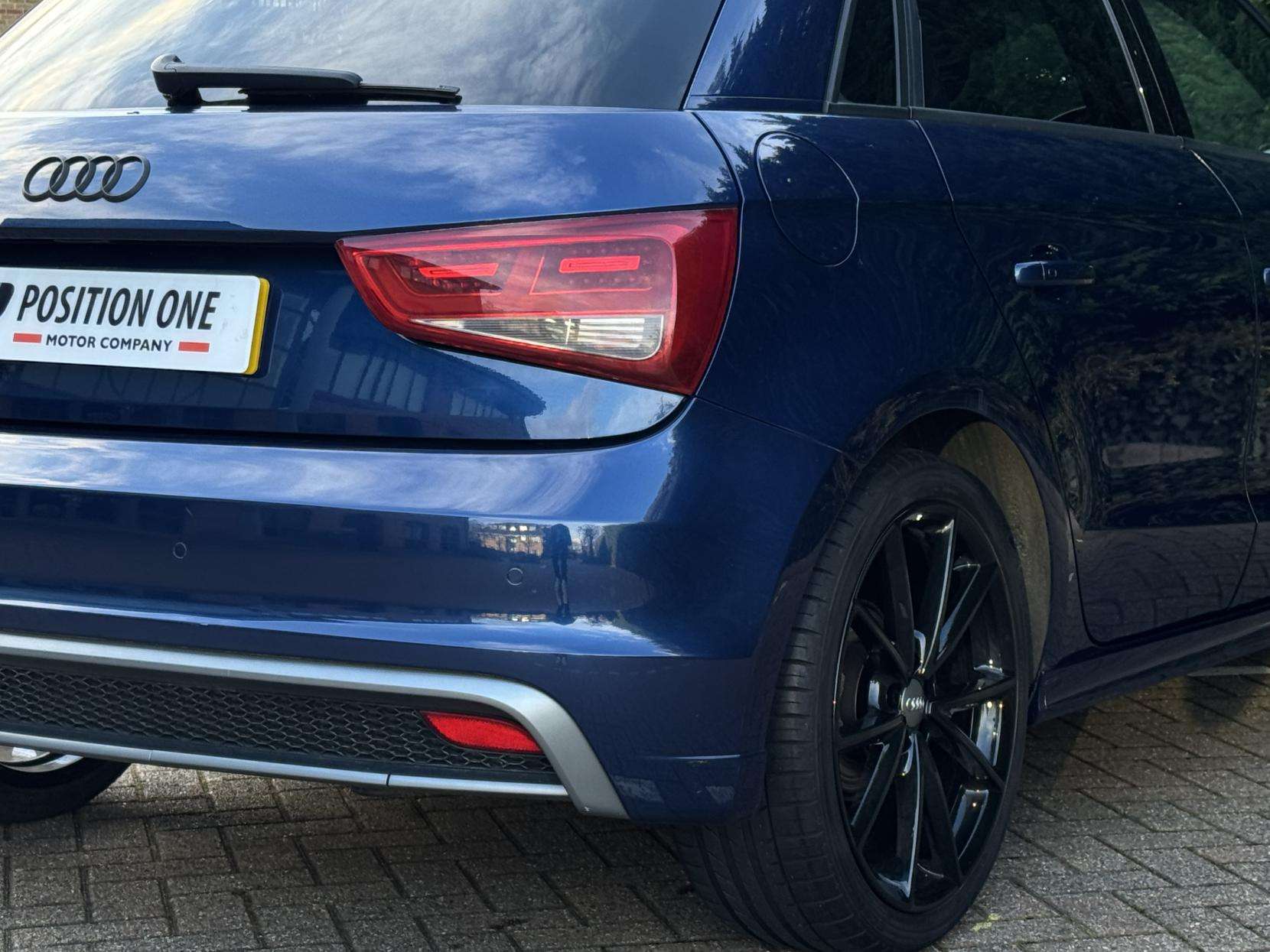 2014 AUDI A1 2014 AUDI A1