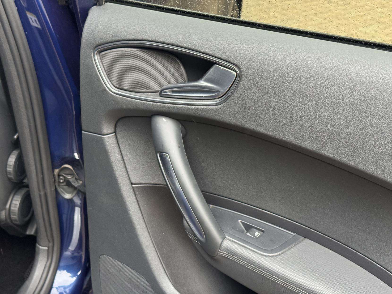 2014 AUDI A1 2014 AUDI A1