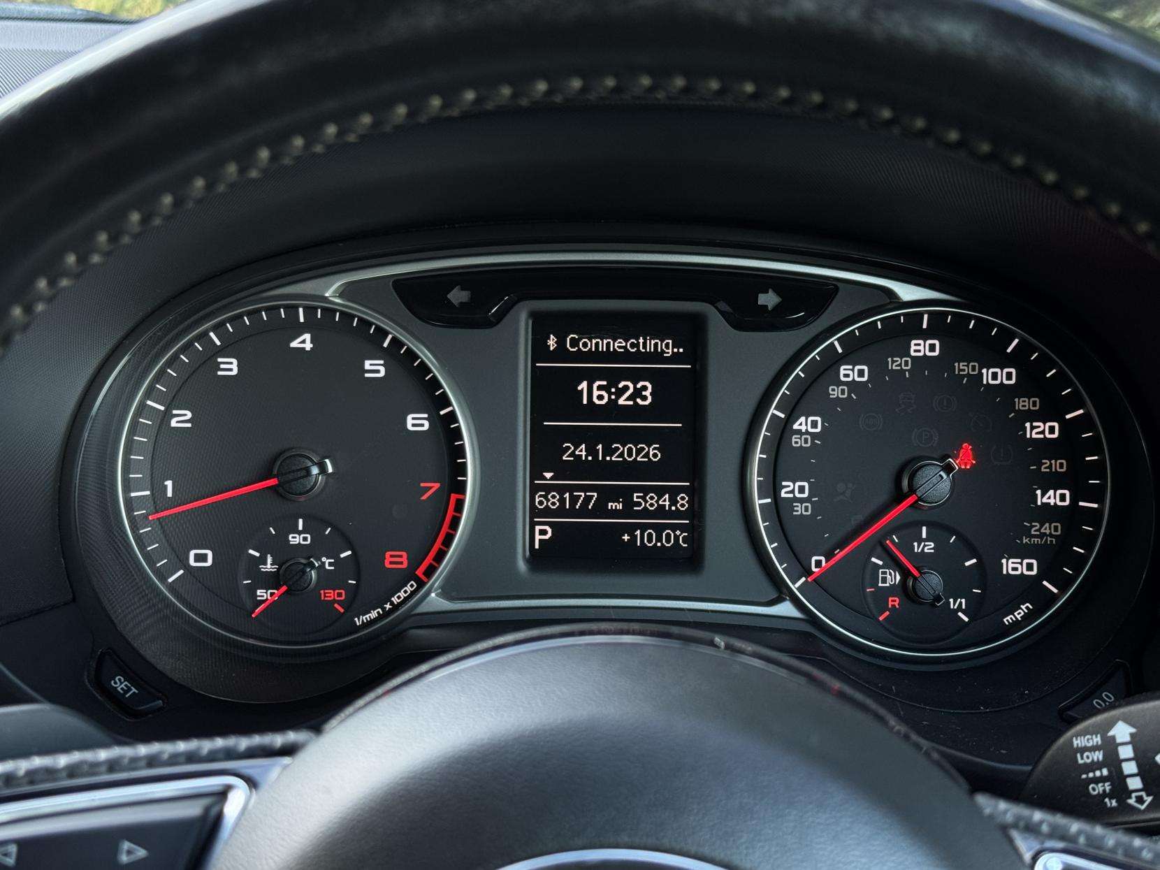 2014 AUDI A1 2014 AUDI A1