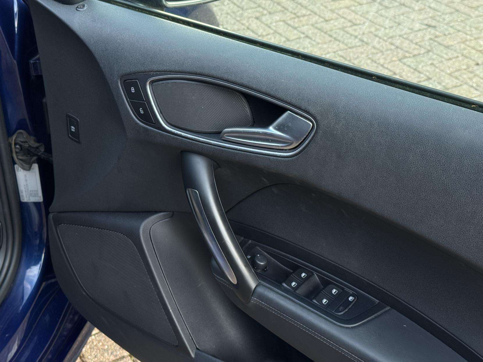 2014 AUDI A1 2014 AUDI A1