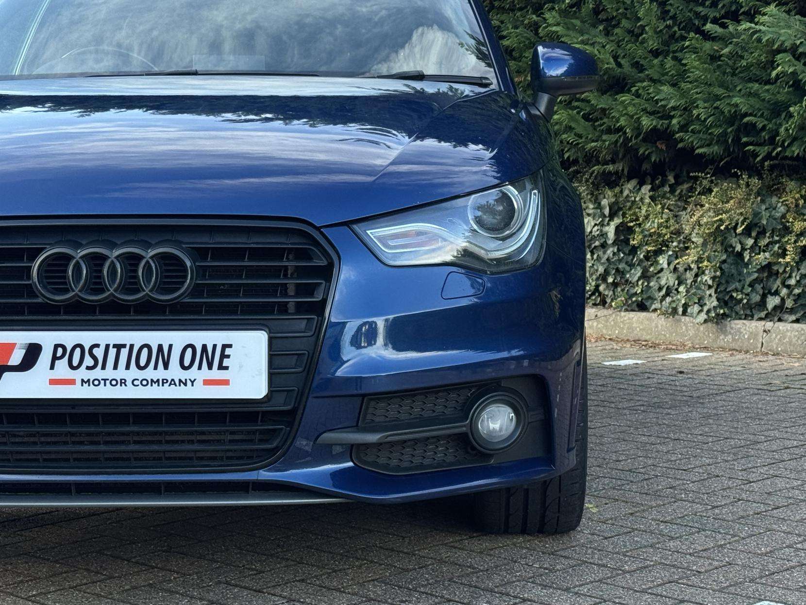2014 AUDI A1 2014 AUDI A1
