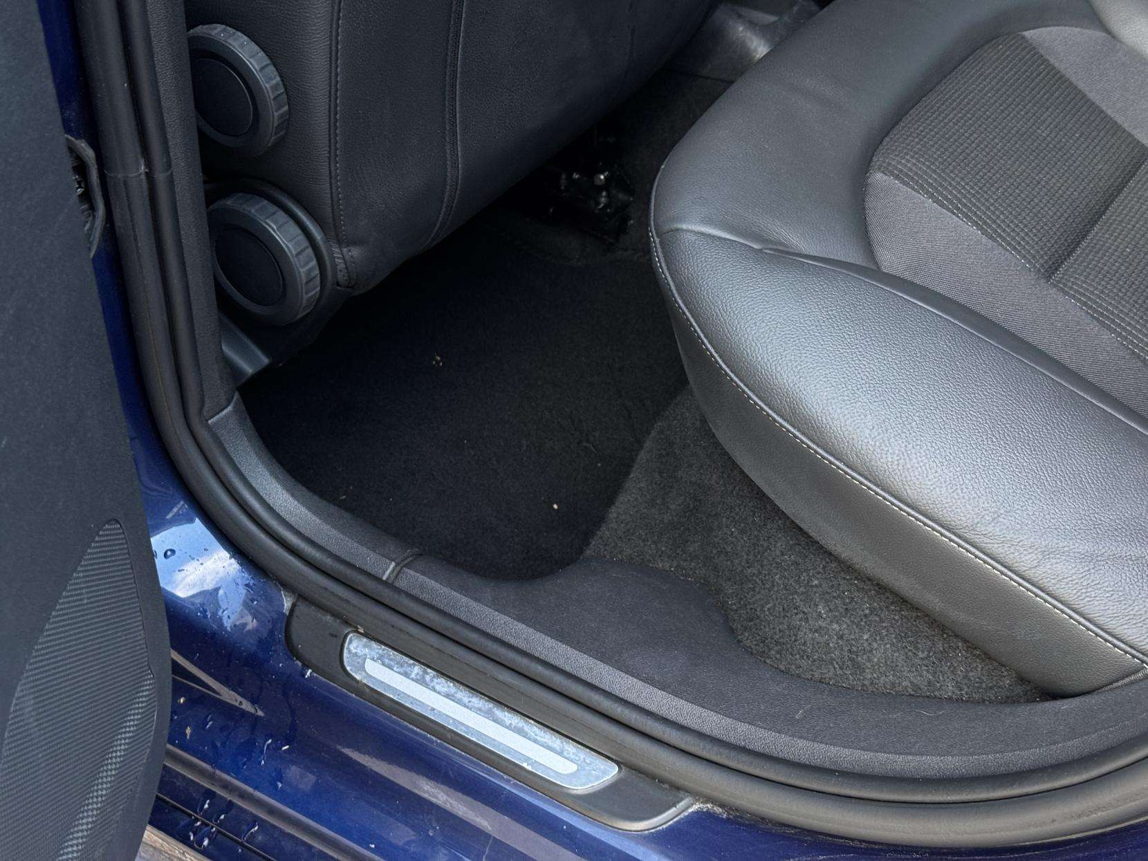 2014 AUDI A1 2014 AUDI A1