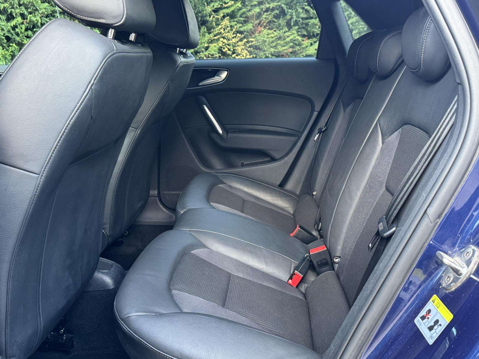 2014 AUDI A1 2014 AUDI A1