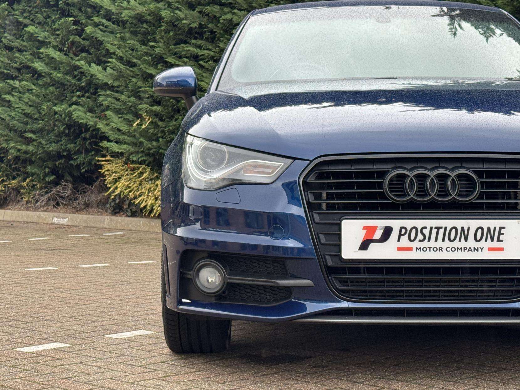 2014 AUDI A1 2014 AUDI A1