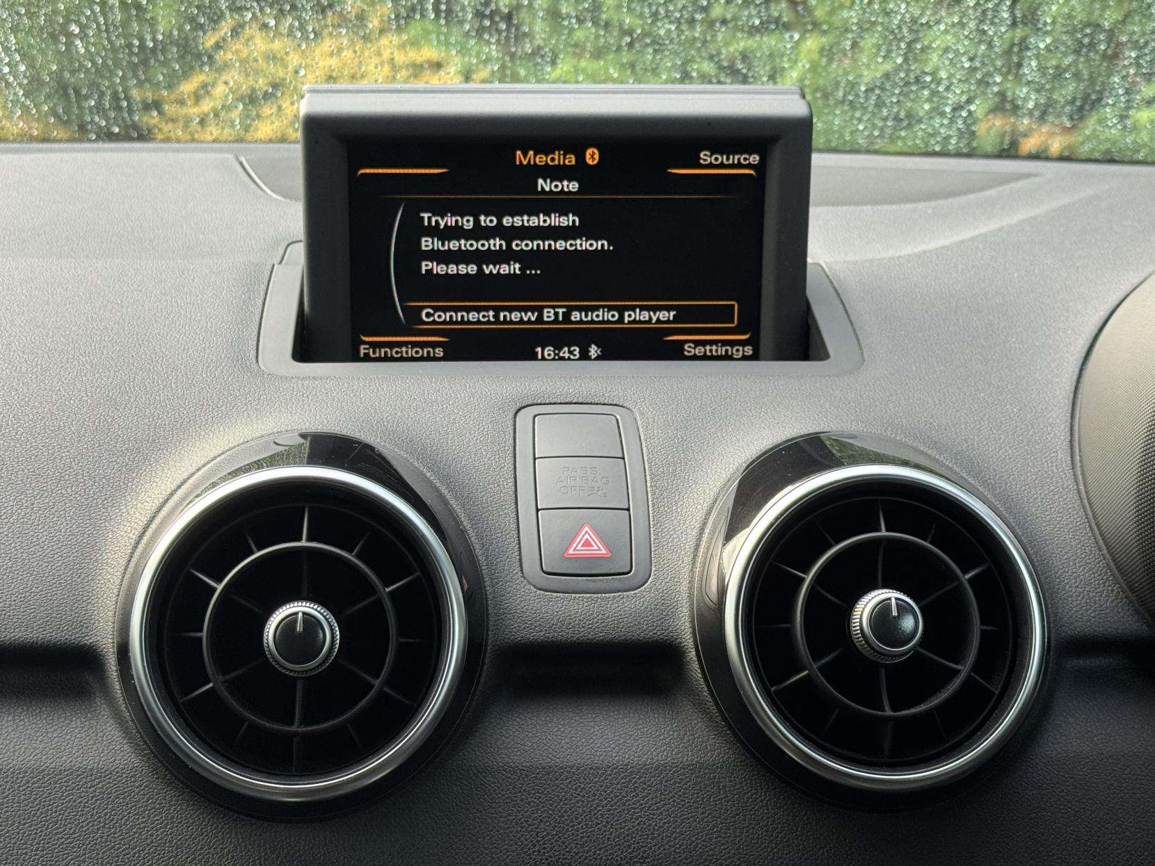 2014 AUDI A1 2014 AUDI A1