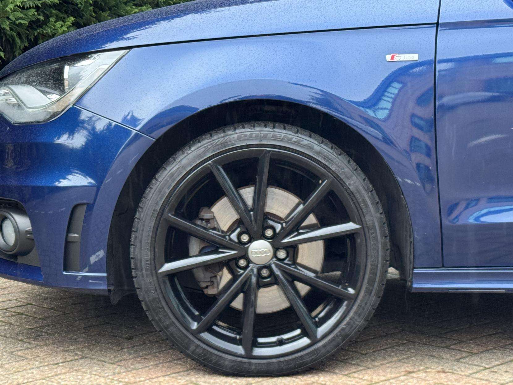 2014 AUDI A1 2014 AUDI A1