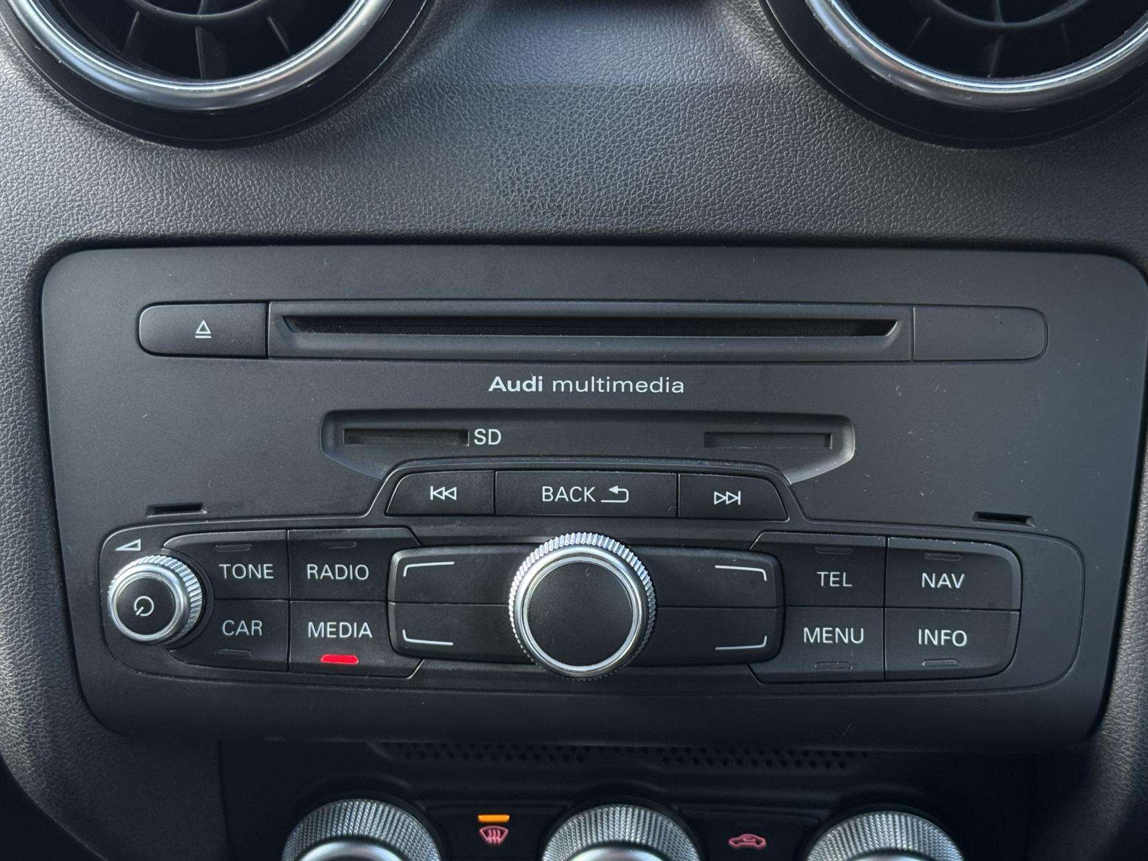 2014 AUDI A1 2014 AUDI A1