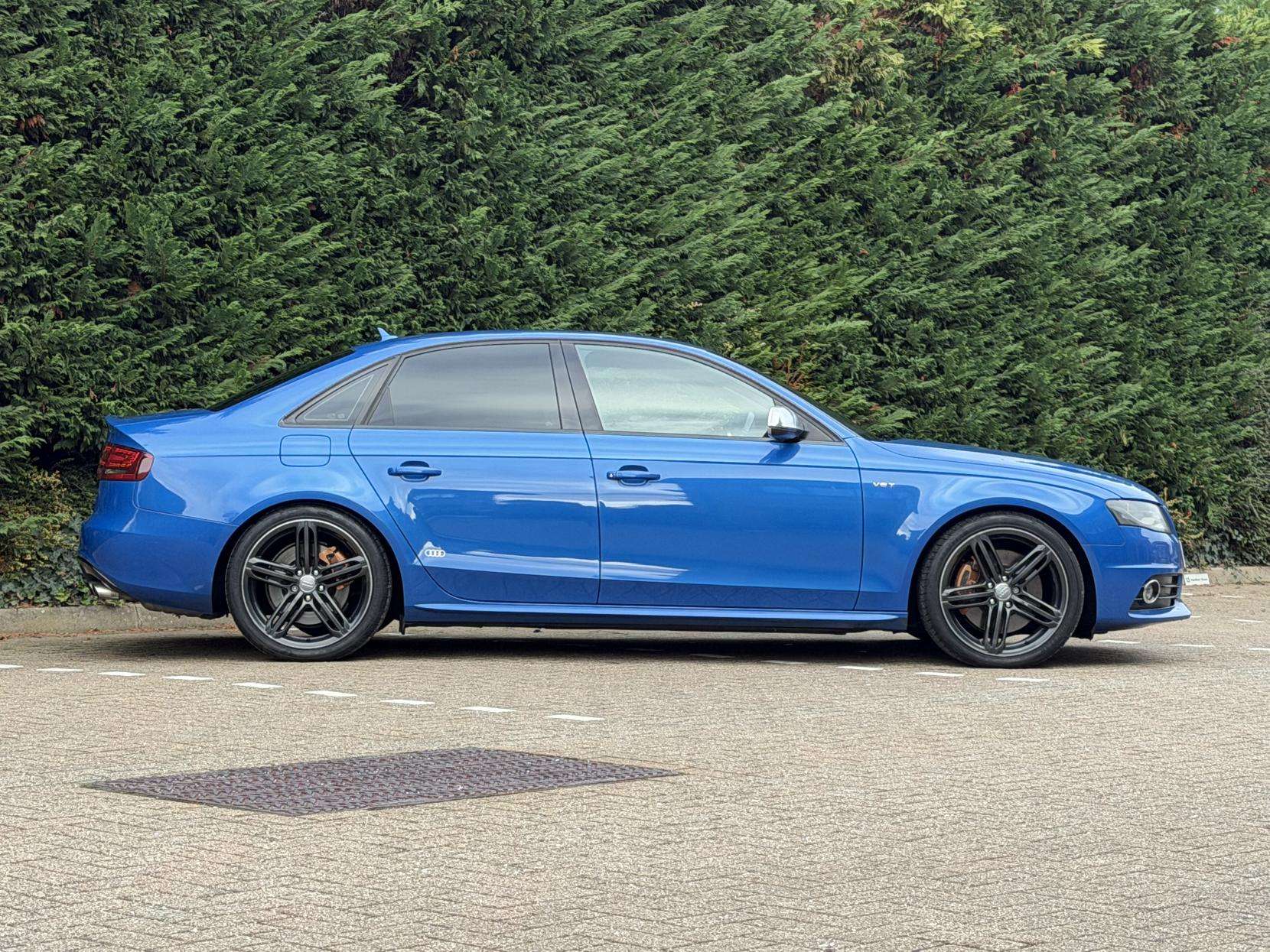 2009 AUDI S4 2009 AUDI S4