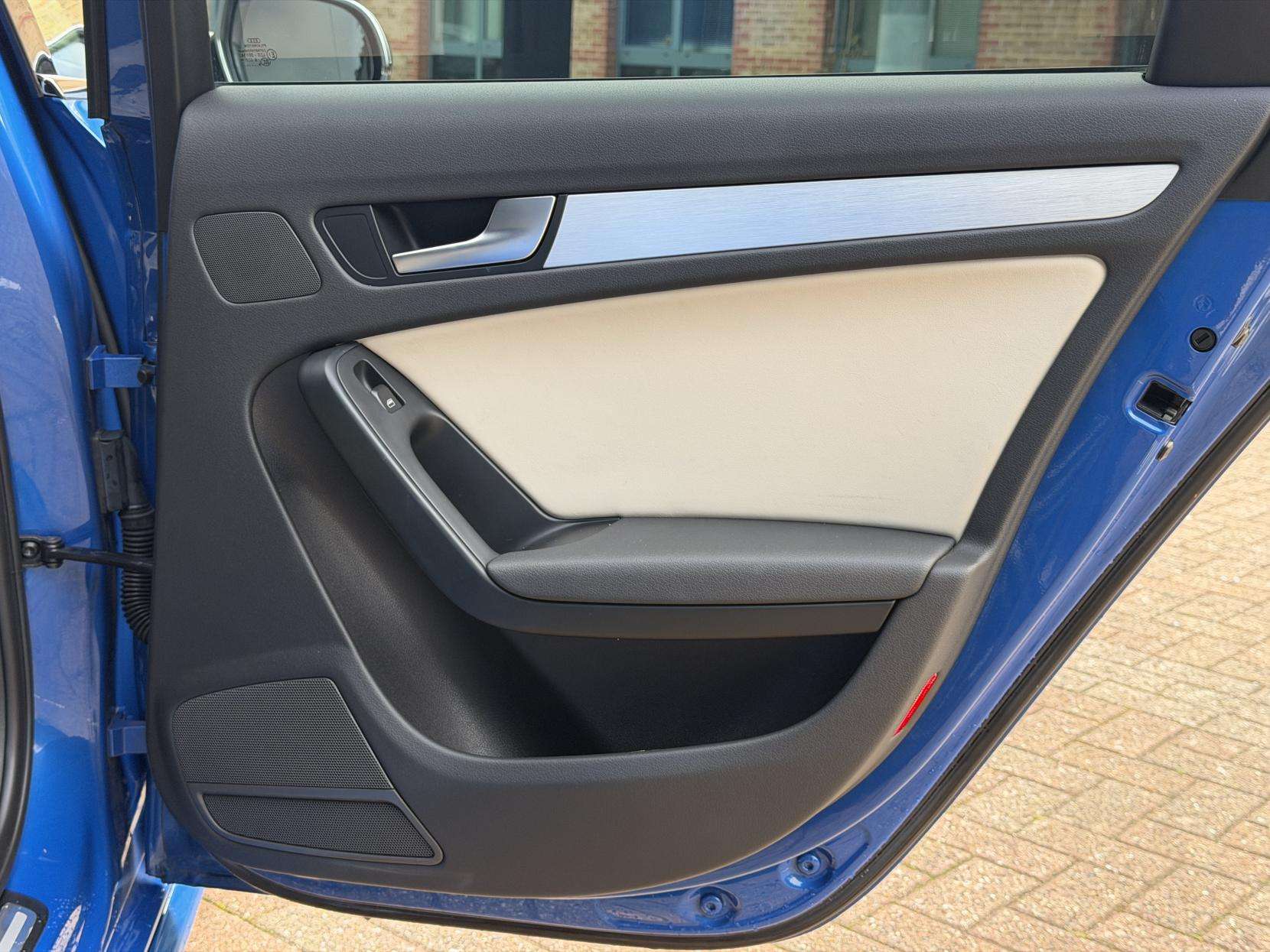 2009 AUDI S4 2009 AUDI S4