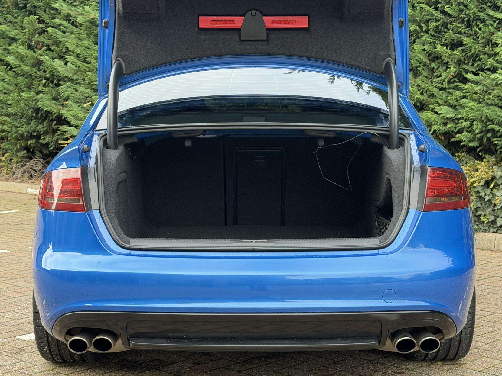 2009 AUDI S4 2009 AUDI S4